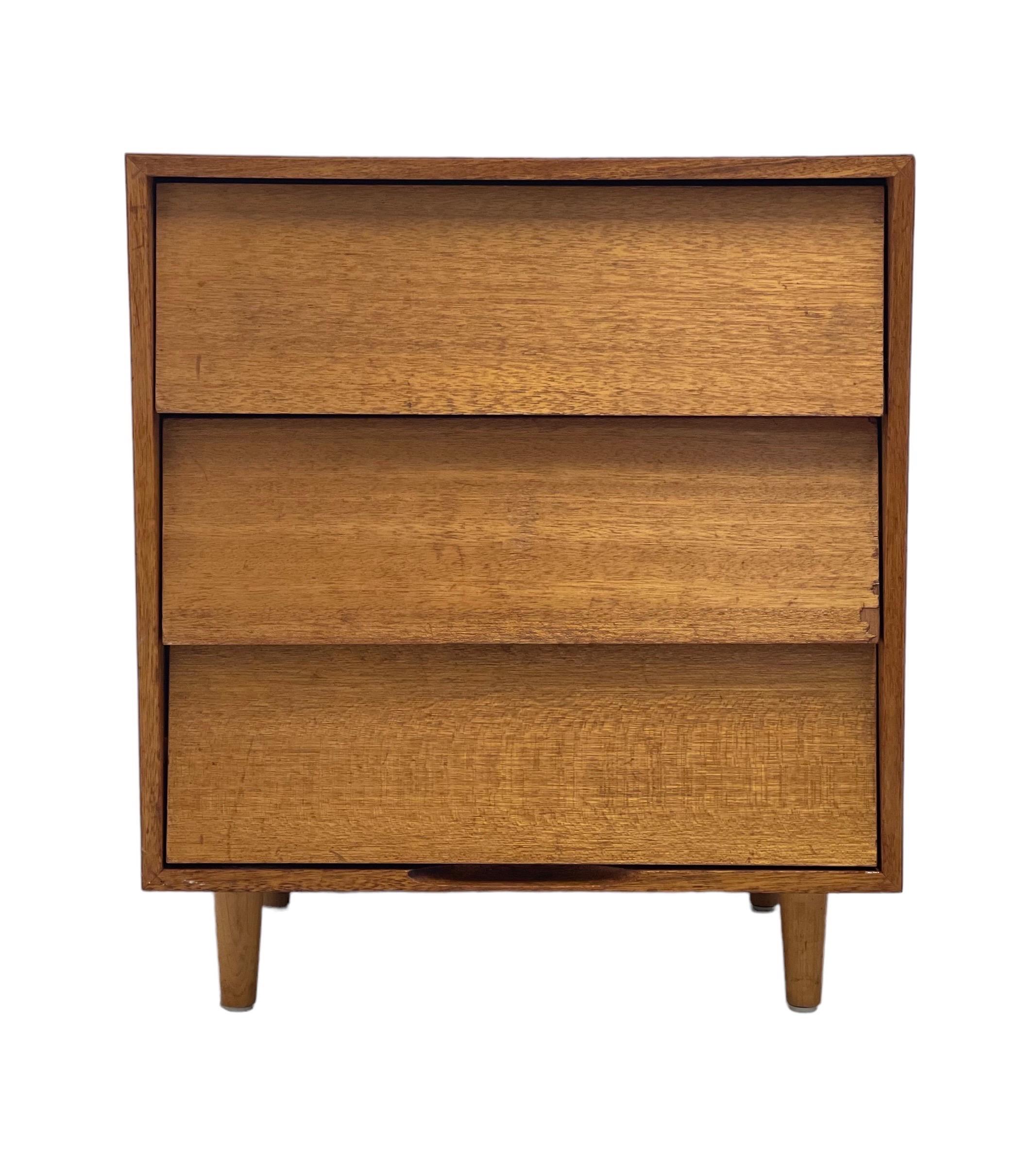 Vintage Mid-Century Modern 3 drawer dresser cabinet

Dimensions: 24 W 17 D 27 H.