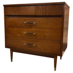 Vintage Mid Century Modern 3-Drawer Walnut Dreser with Original Handles