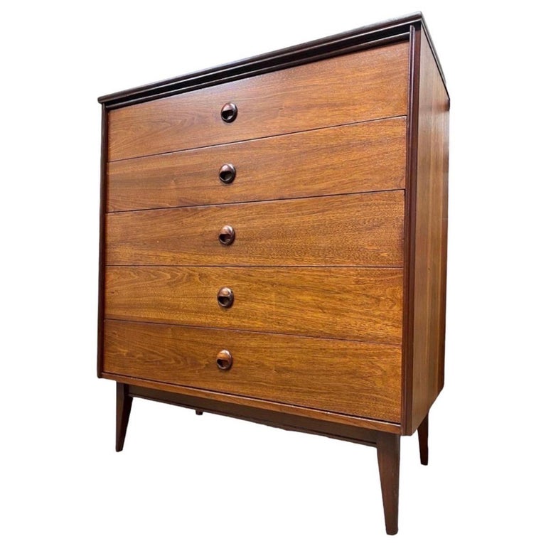 Vintage Mid Century Modern 4 Drawer Dresser Dovetail Drawers by Basset For  Sale at 1stDibs | vintage bassett furniture dresser