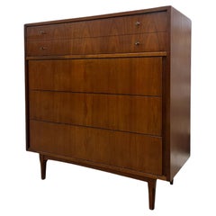 Vintage Mid Century Modern 4 Drawer Dresser Dovetailed Drawers