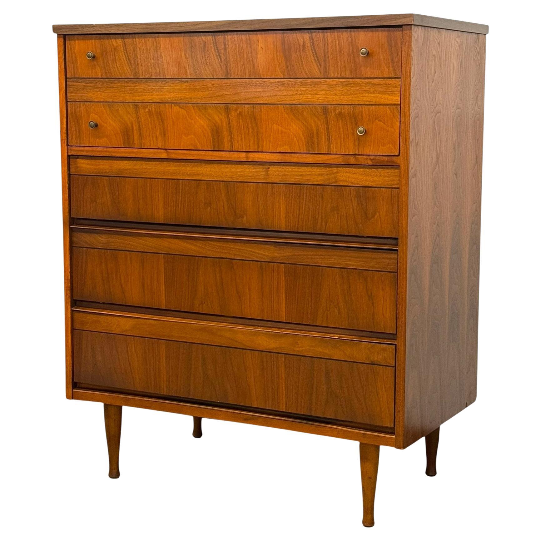 Vintage Mid Century Modern 4 Schublade Dresser Dovetailed Schubladen