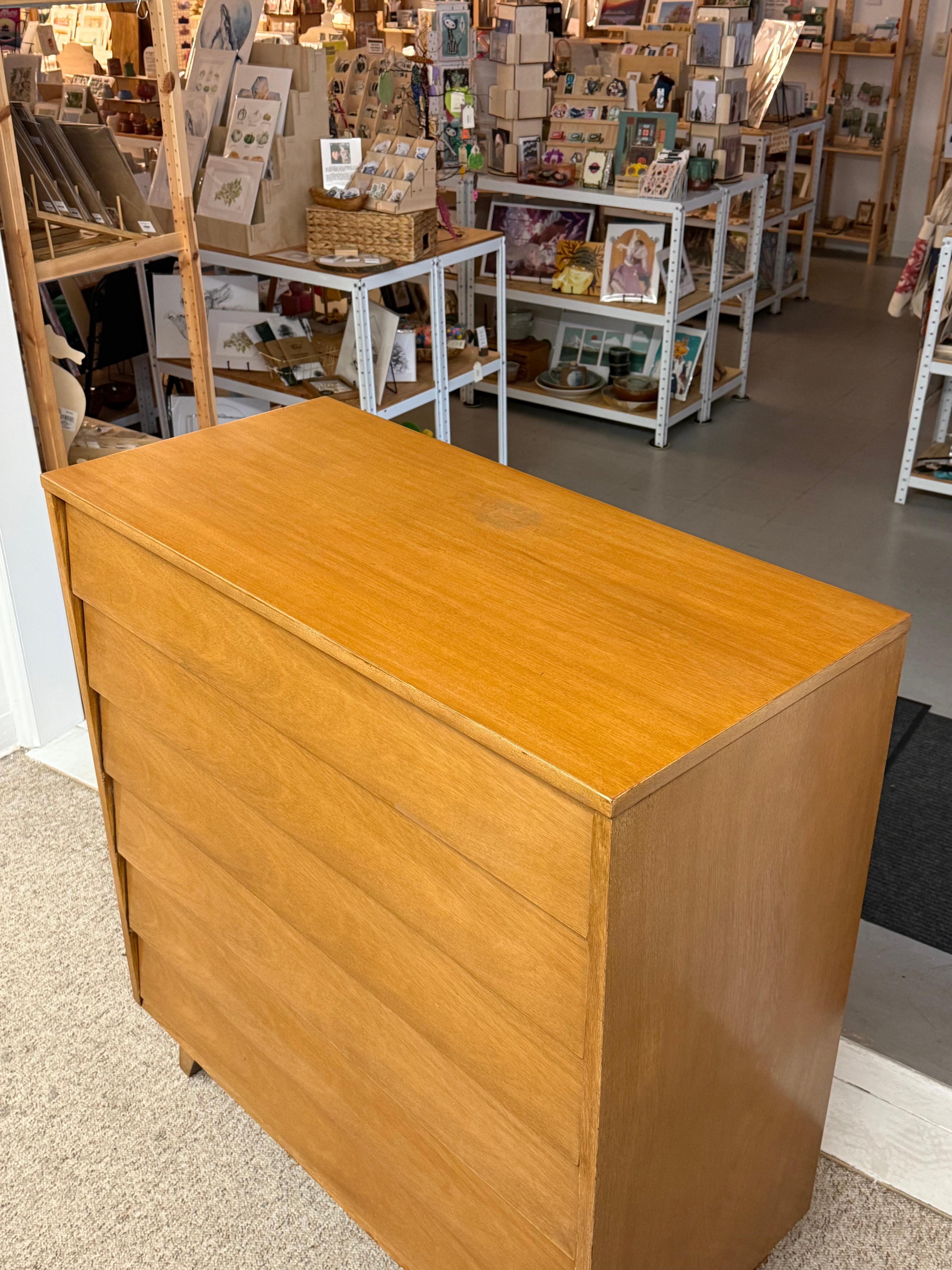 Commode à 6 tiroirs à queue d'aronde moderne du milieu du siècle dernier par Kent Coffey en vente 4