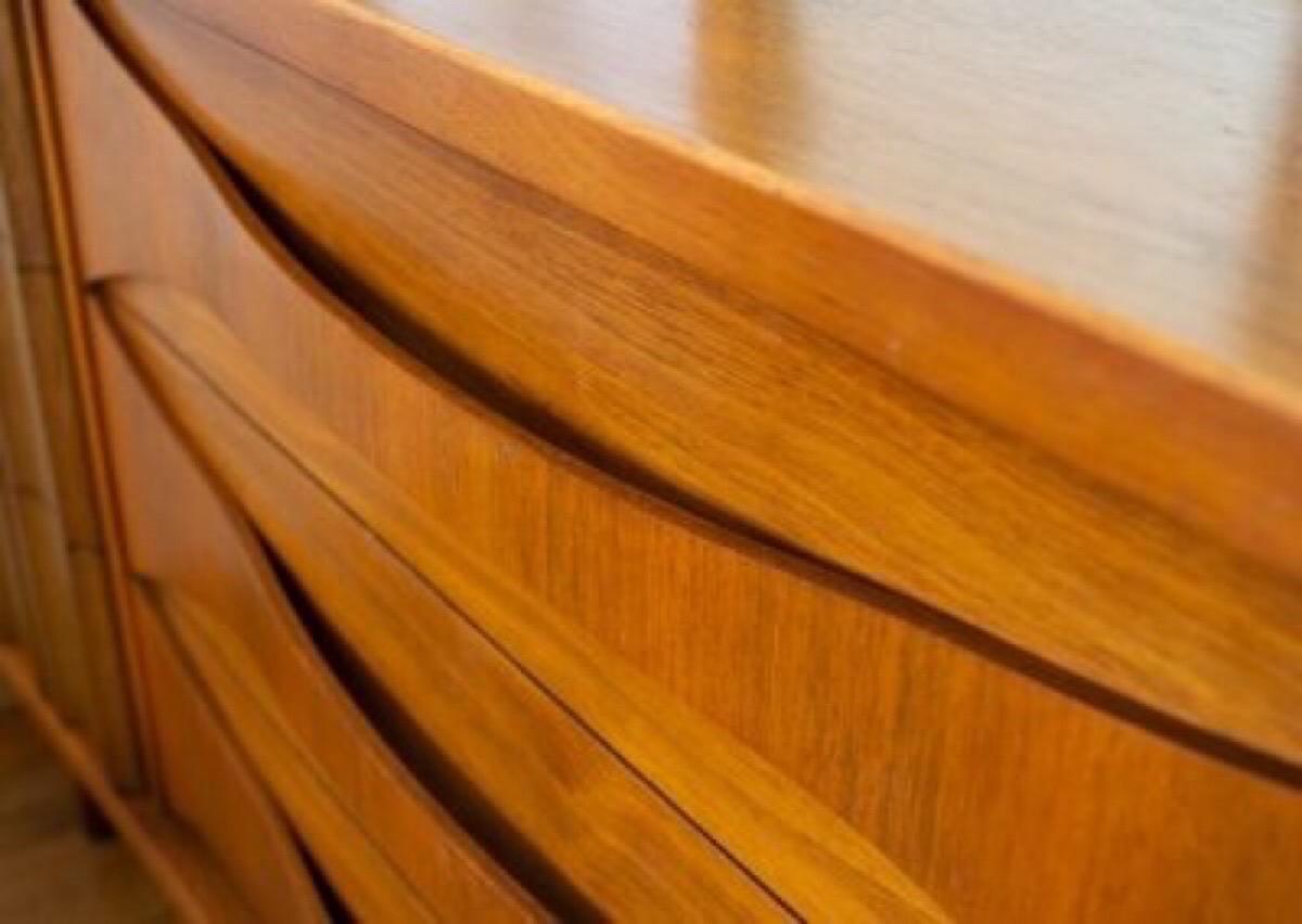 Wood Vintage Mid-Century Modern 9 Drawer Dresser Cabinet Storage 