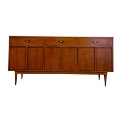 Vintage Mid-Century Modern 9 Drawer Dresser With Diamond Parquet Accent Inlay.