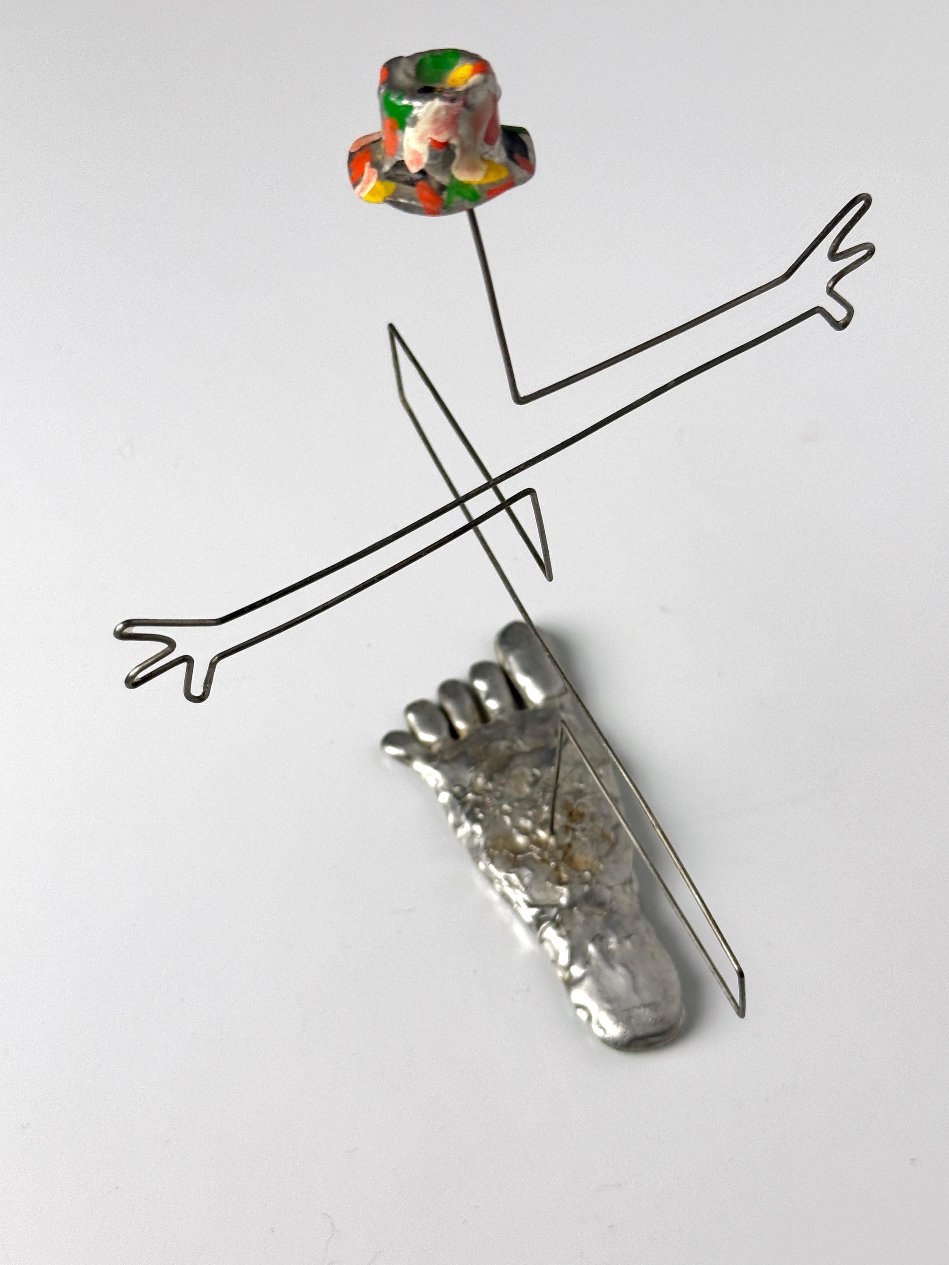 Mid-Century moderno Vintage By Modern Abstract Wire Kinetic Figure Sculpture dipinta a mano in vendita