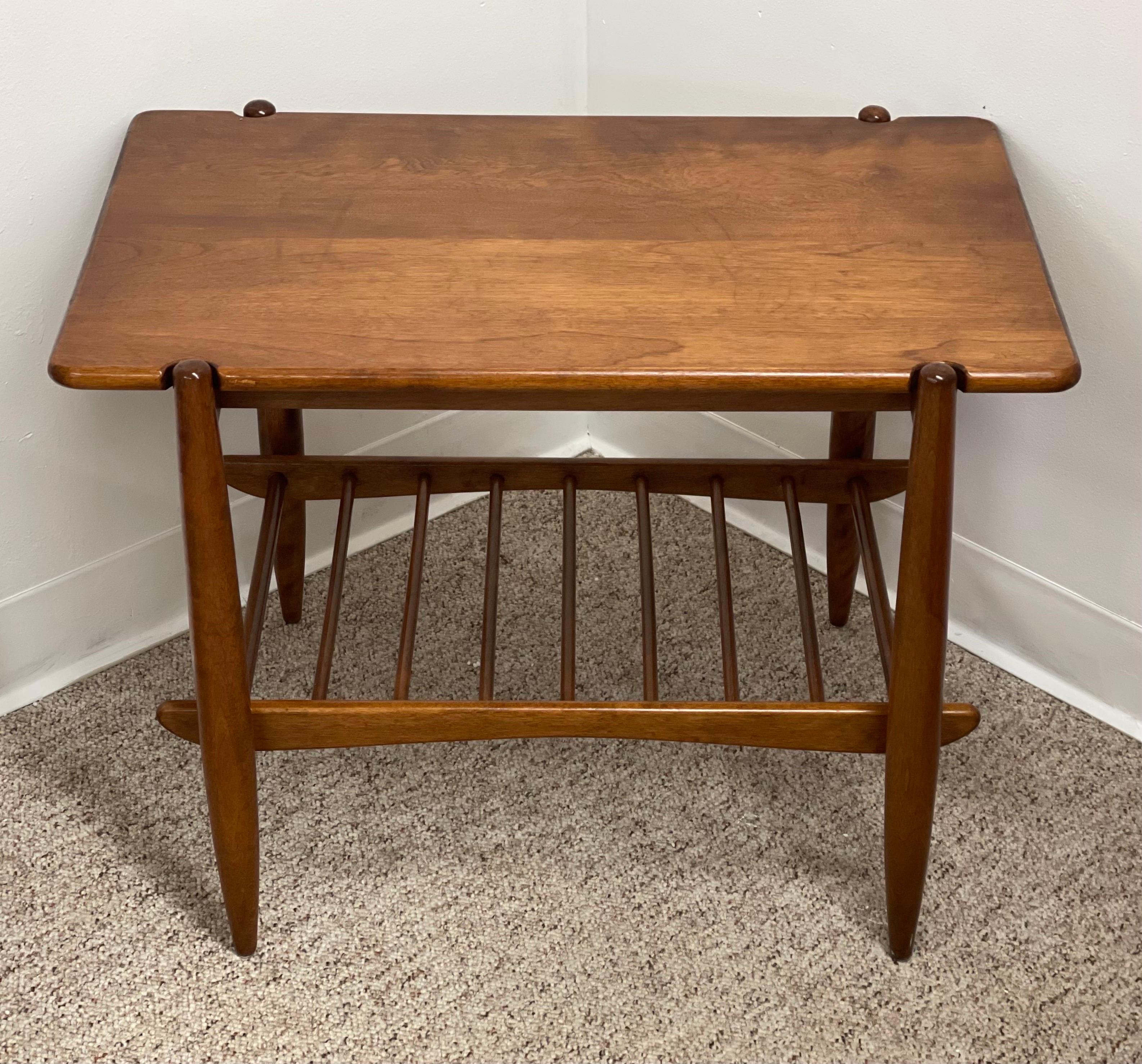 Mesa de centro vintage de mediados de siglo Madera en venta