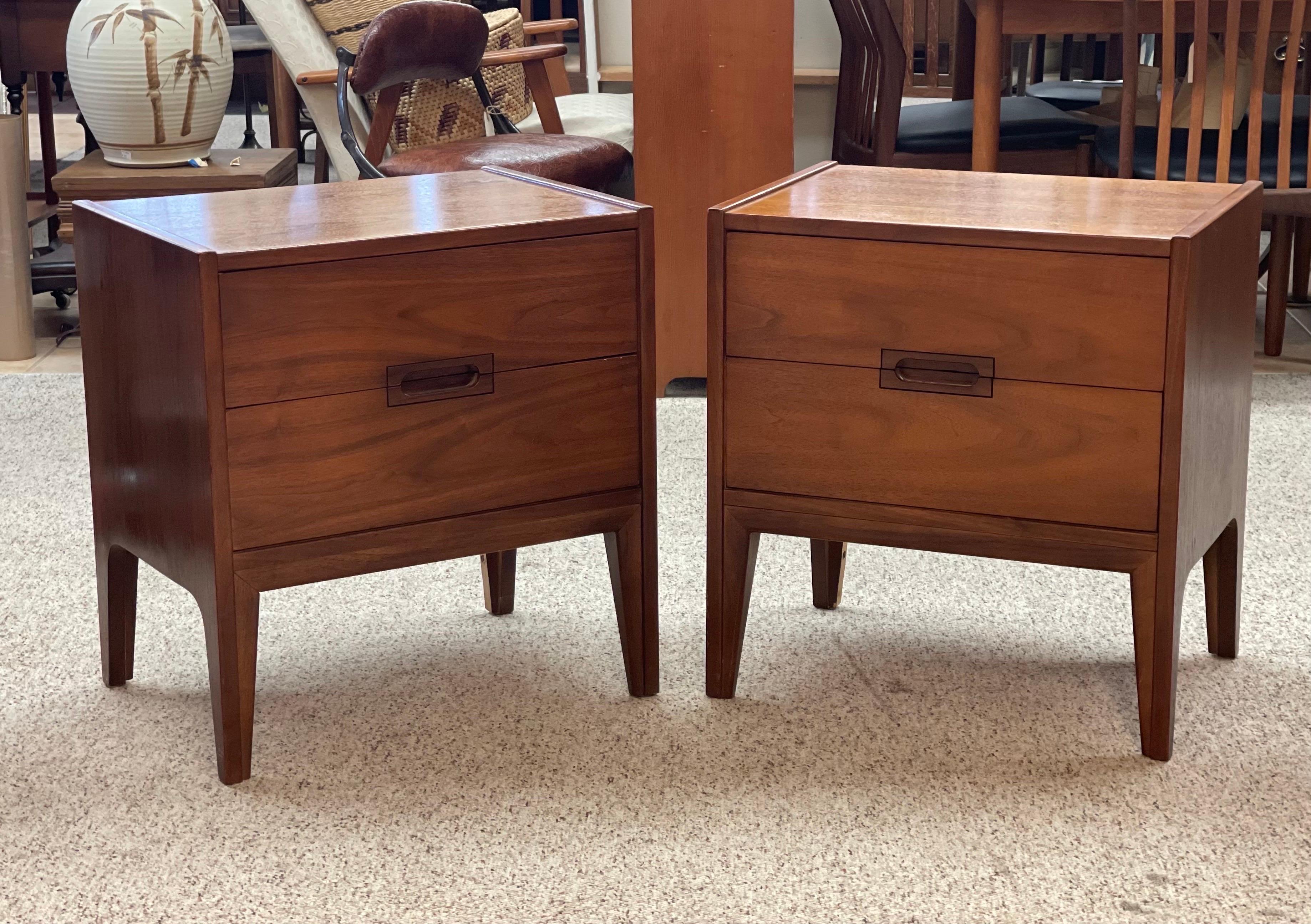 Vintage Mid-Century Modern Accent Tables Dovetail Drawers 

Dimensions. 22 W ; 16 D ; 23 1/2 H.