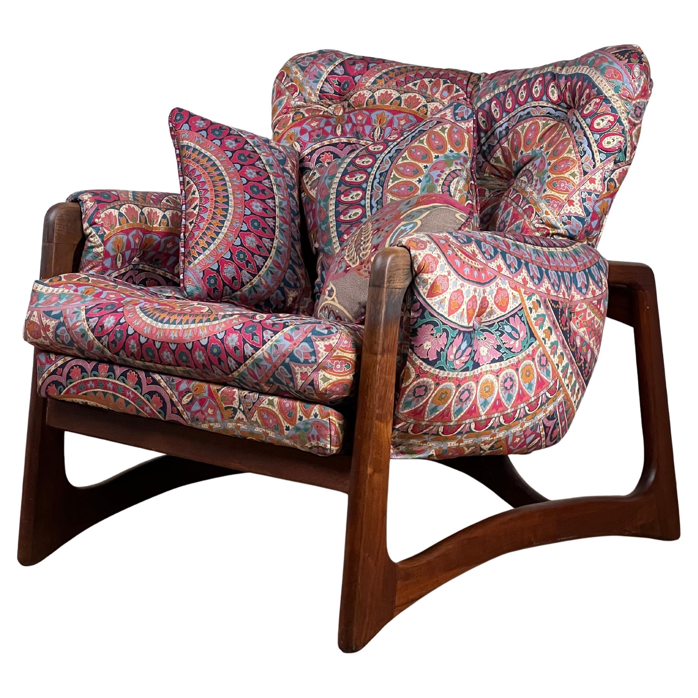 Vintage Mid-Century Modern Adrian Pearsall for Craft Associates Walnut Wingback (dos à dossier en noyer)