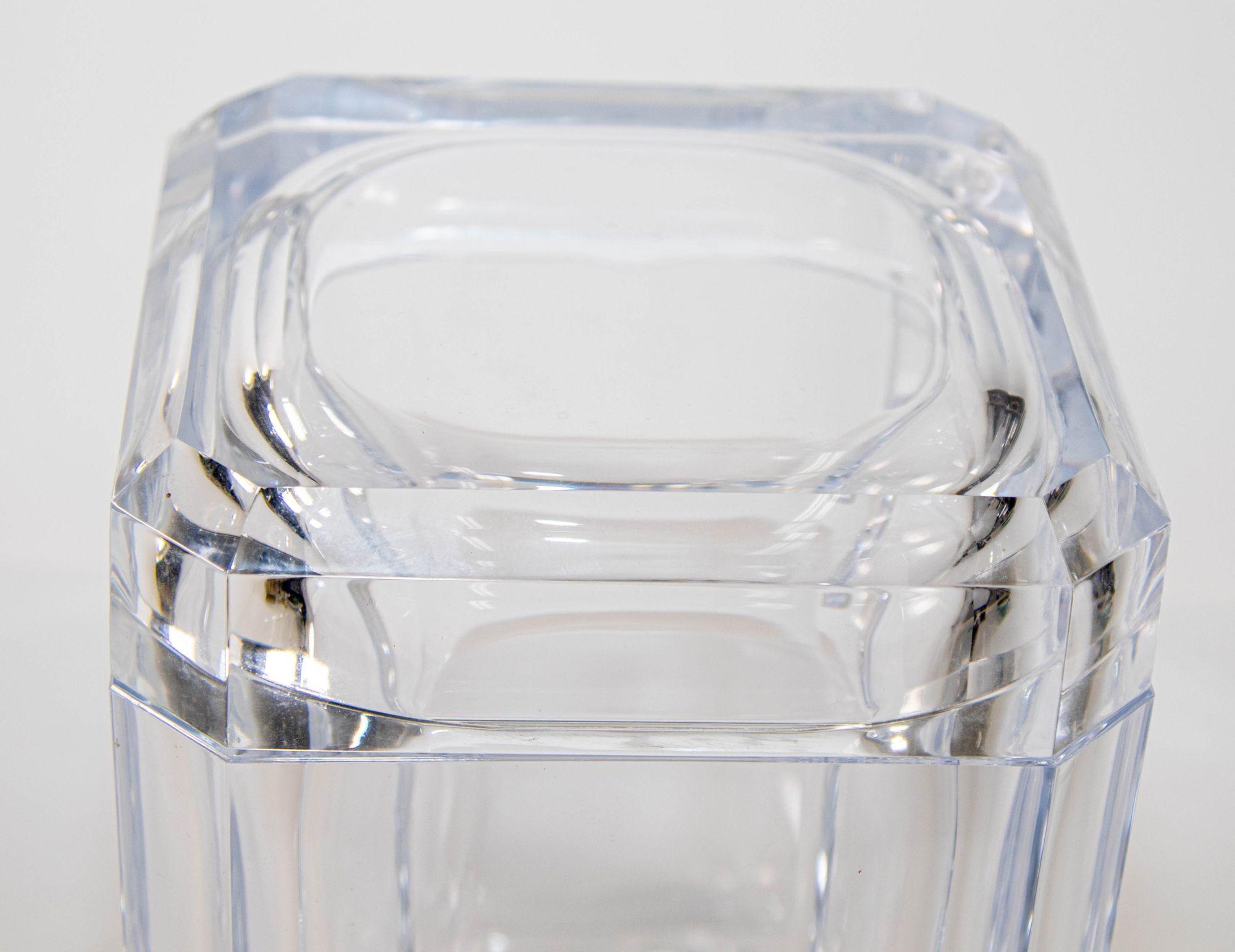 Vintage Mid-Century Modern Alessandro Albrizzi Style Lucite Faceted Ice Bucket For Sale 7
