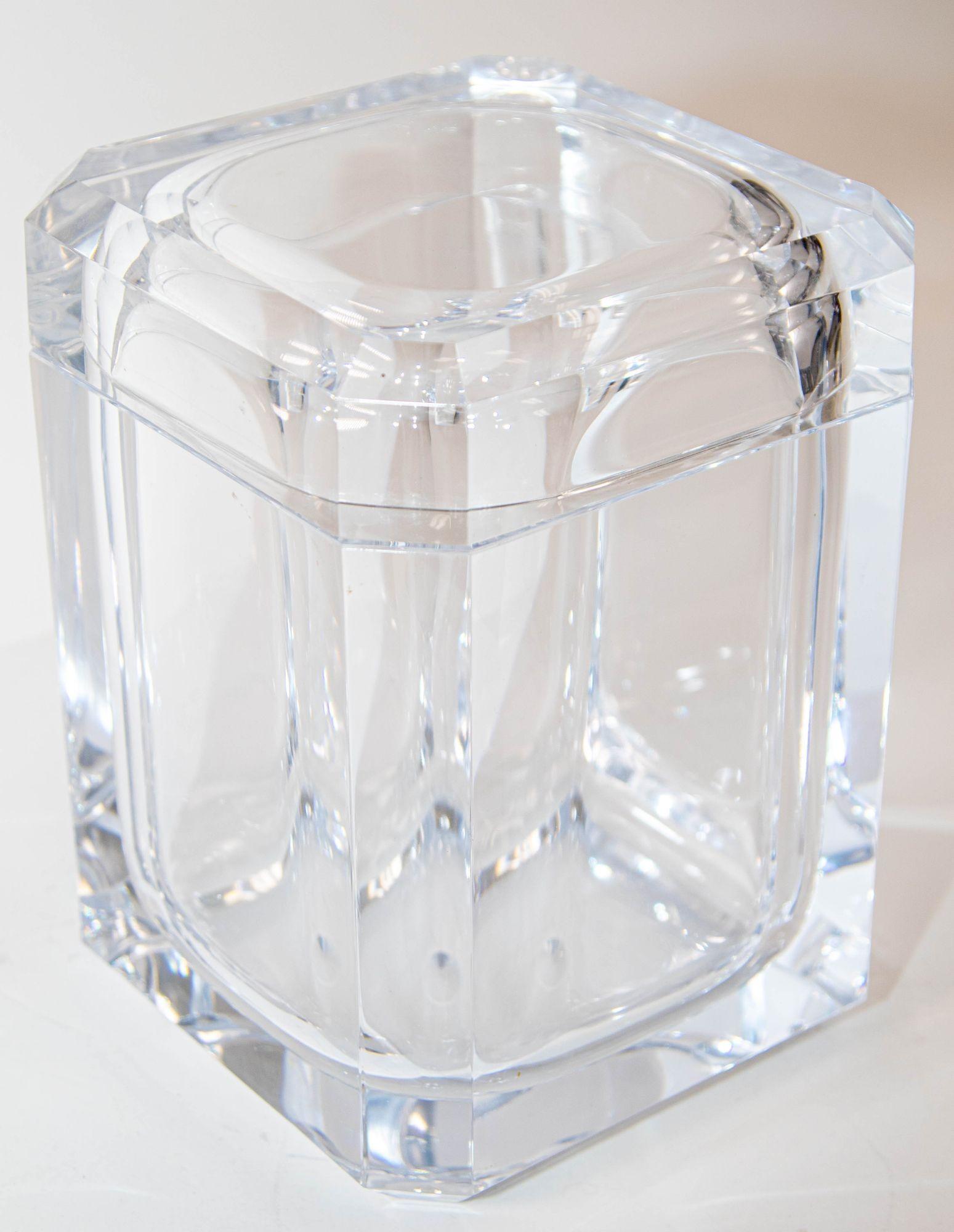 Vintage Mid-Century Modern Alessandro Albrizzi Style Lucite Faceted Ice Bucket For Sale 8