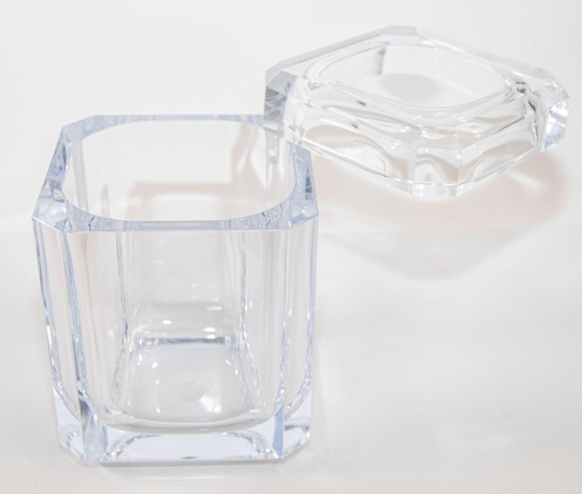 Vintage Mid-Century Modern Alessandro Albrizzi Style Lucite Faceted Ice Bucket For Sale 1