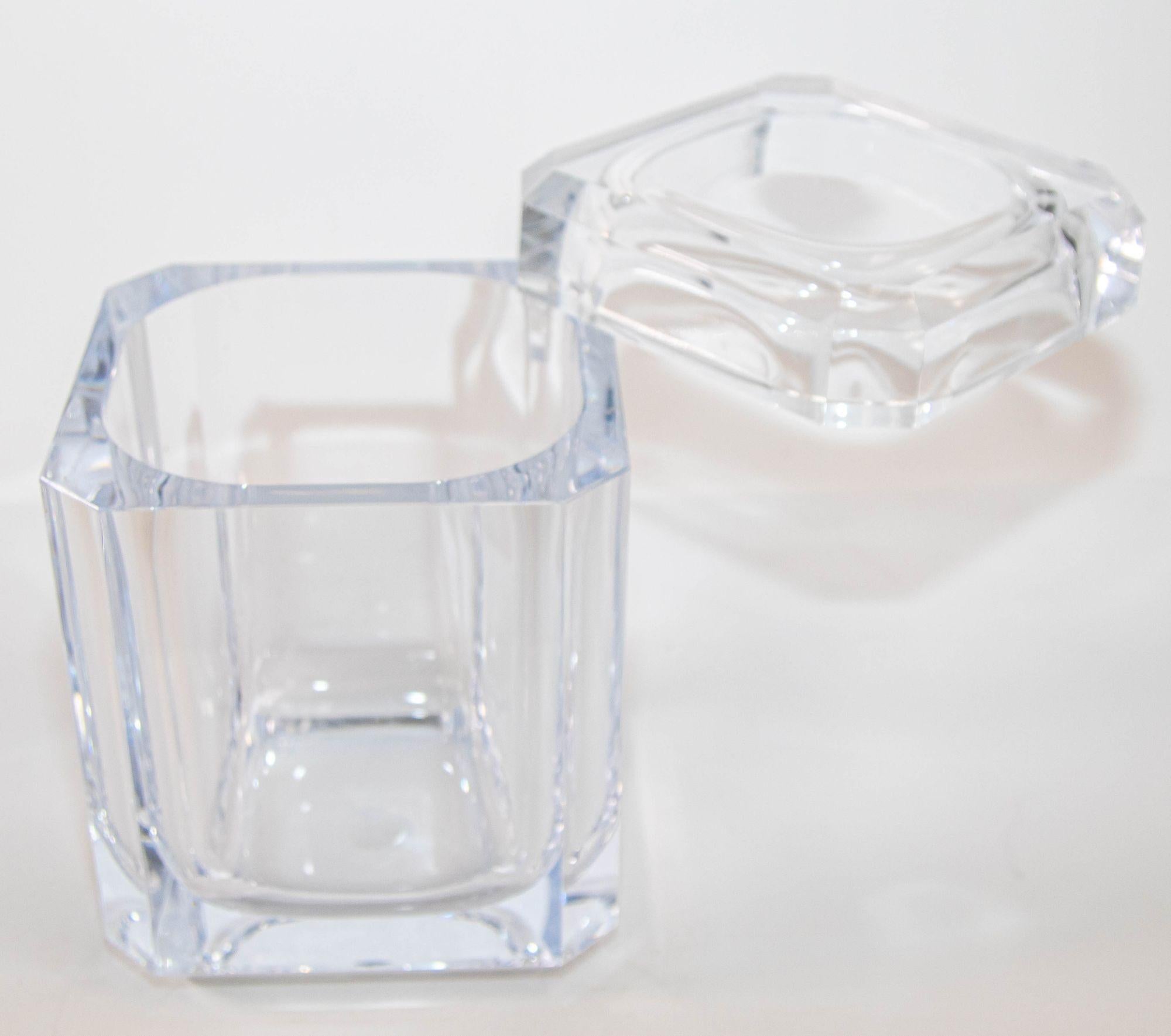 Vintage Mid-Century Modern Alessandro Albrizzi Style Lucite Faceted Ice Bucket For Sale 2