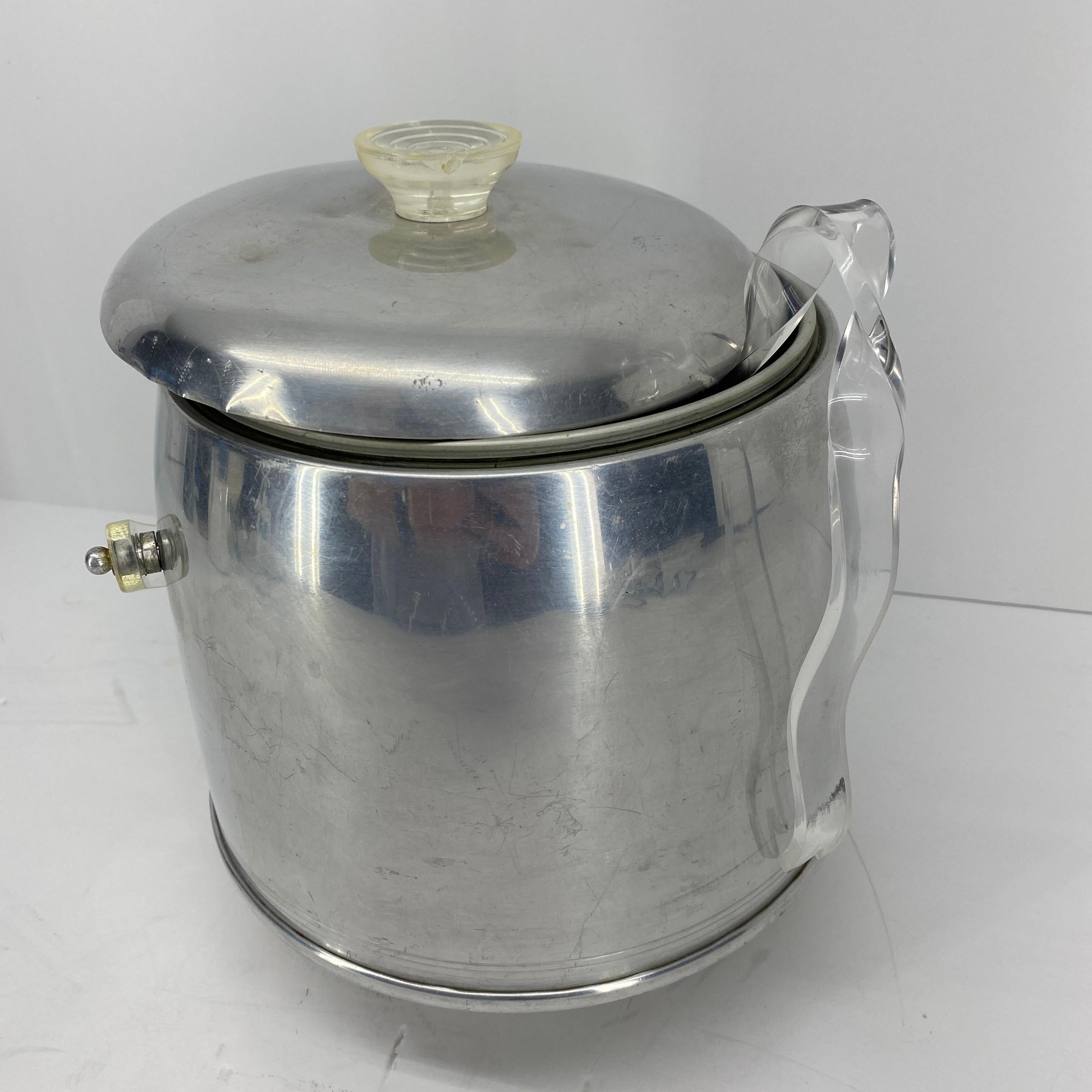 20th Century Vintage Mid-Century Modern Aluminum and Lucite Ice Bucket and Tongs For Sale