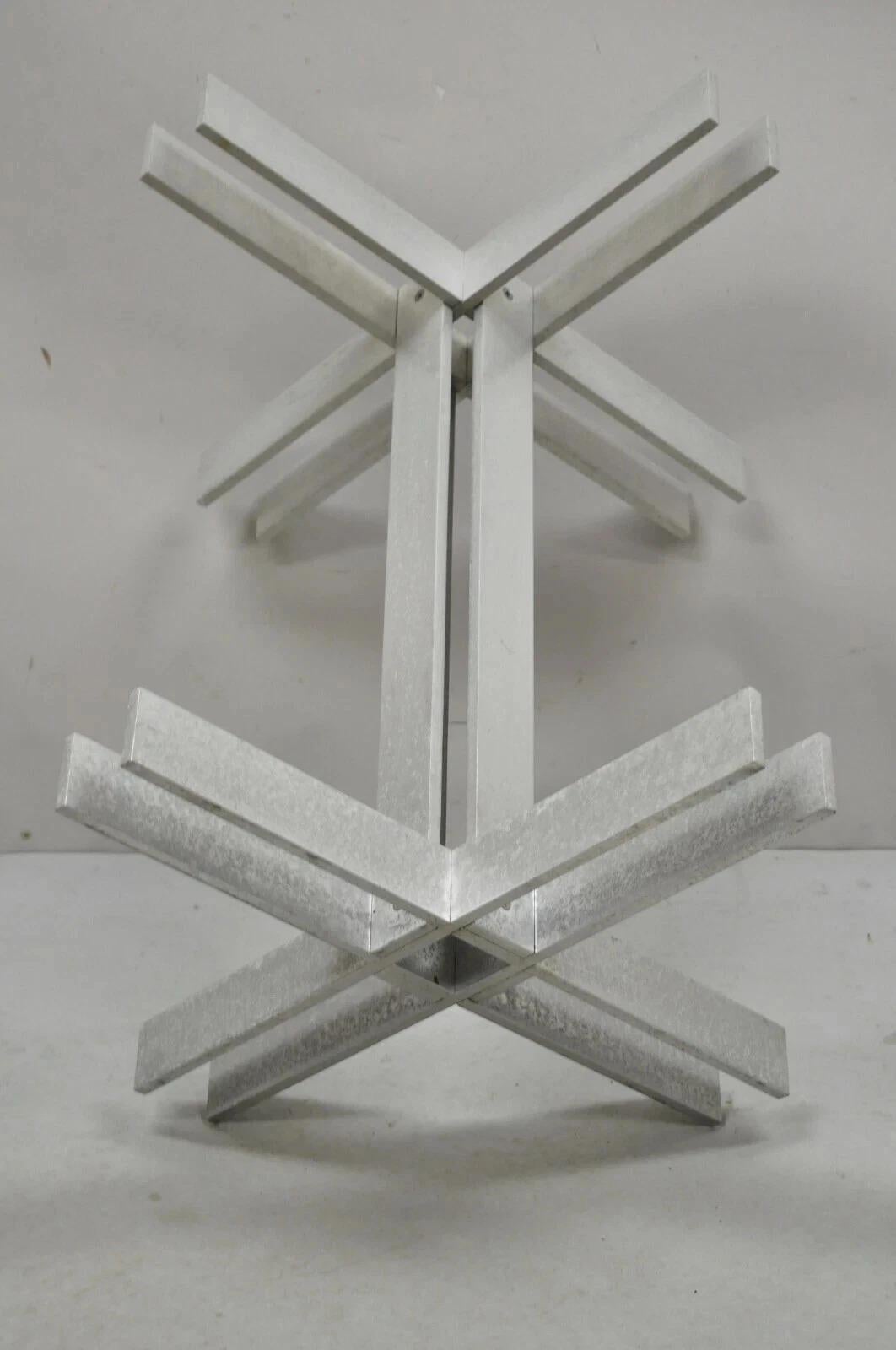 Base per tavolo con piedistallo geometrico in alluminio, vintage Mid Century Modern - Senza piano in vendita 5