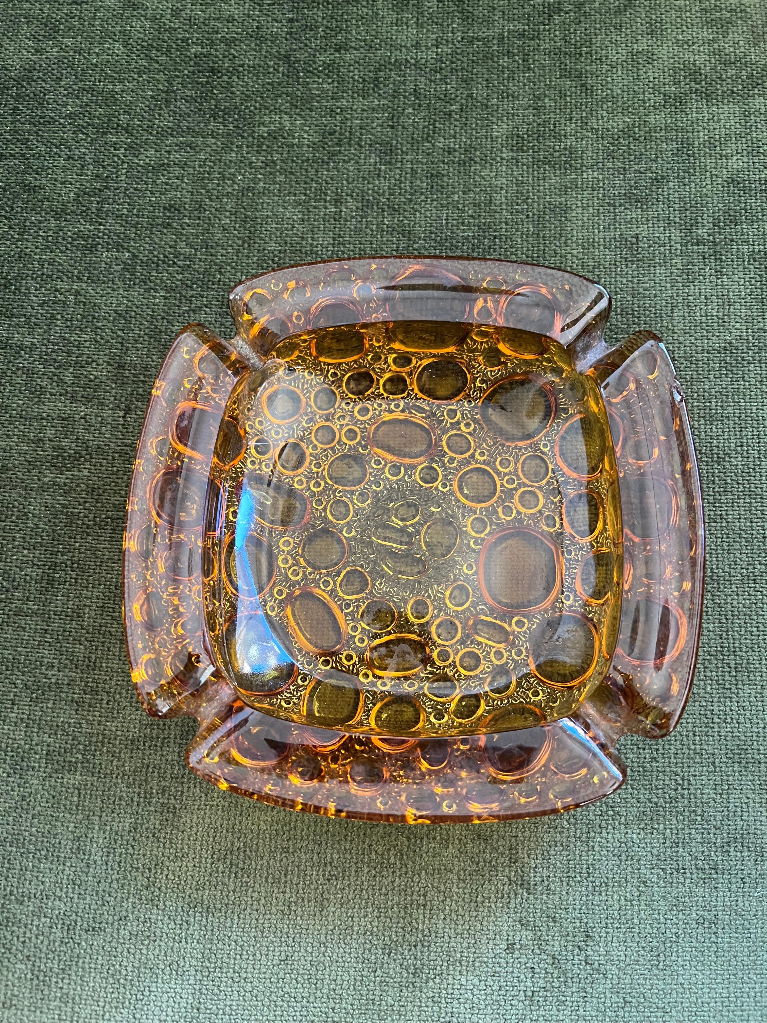 Vintage Mid Century Modern Amber Yellow LIBBEY Ashtray Bubble Pebble Glass In Excellent Condition In New York, NY