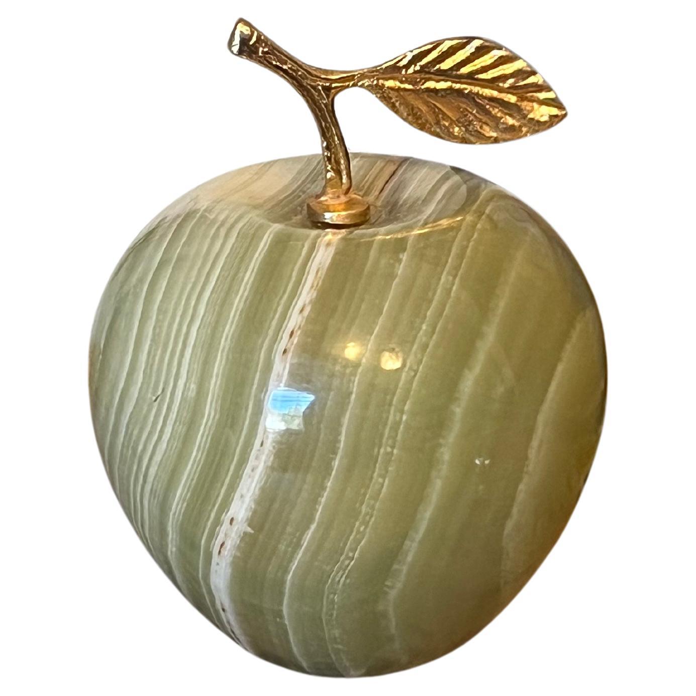 Escultura vintage de manzana moderna de mediados de siglo