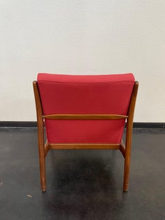 Vintage Mid-Century Modern Arm Chair