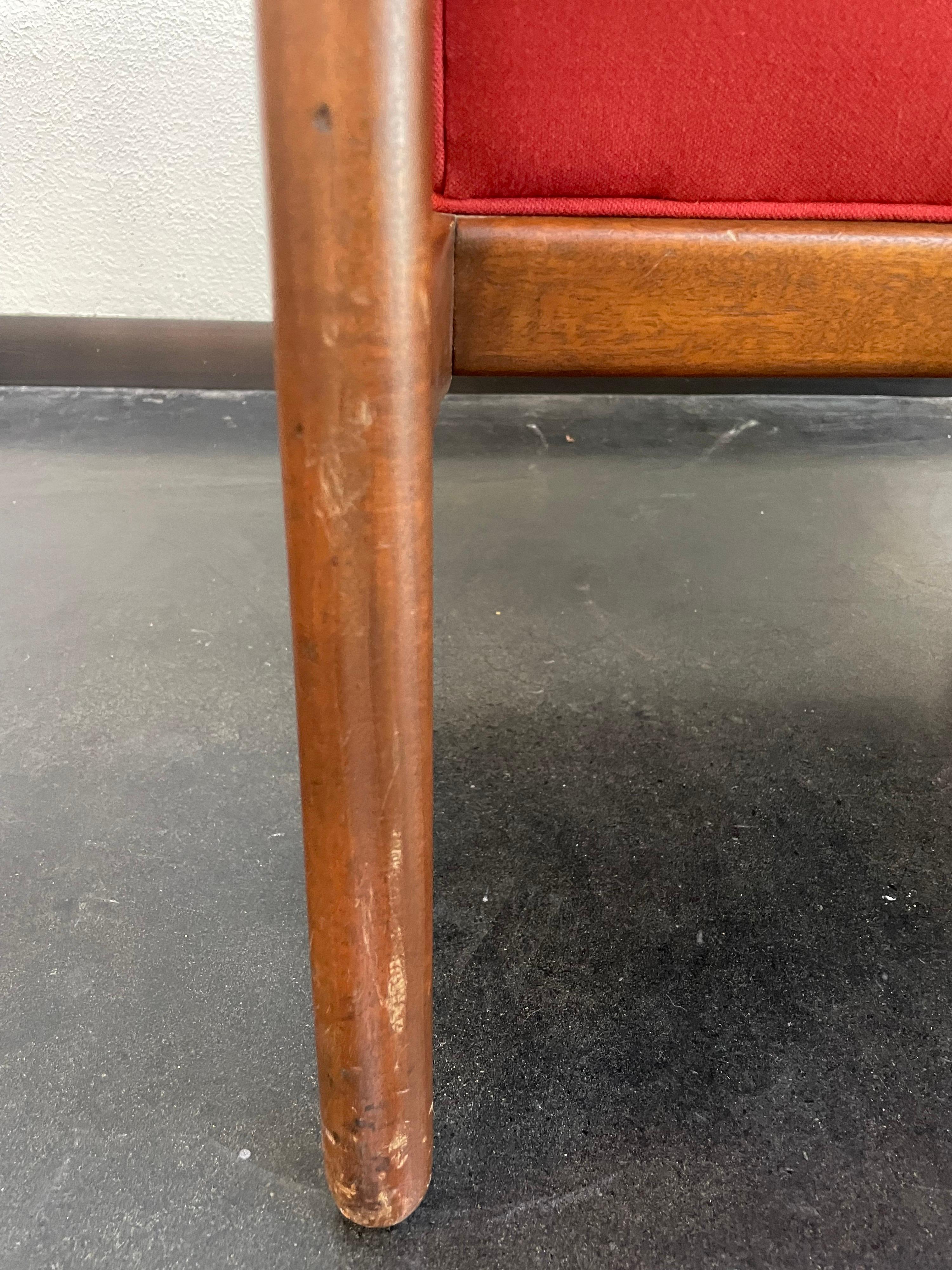 20th Century Vintage Mid-Century Modern Arm Chair For Sale