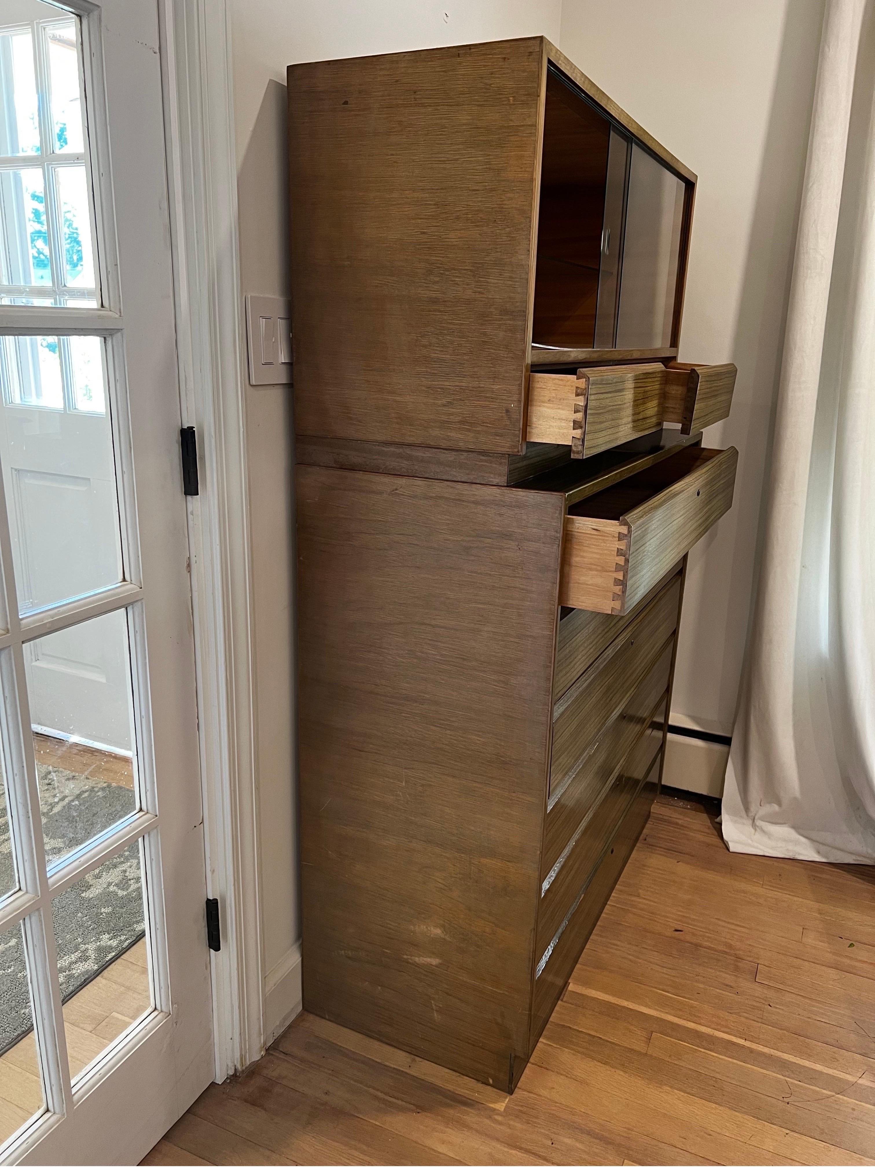 Wood Vintage Mid Century Modern/Art Deco Dry Bar Cabinet  For Sale