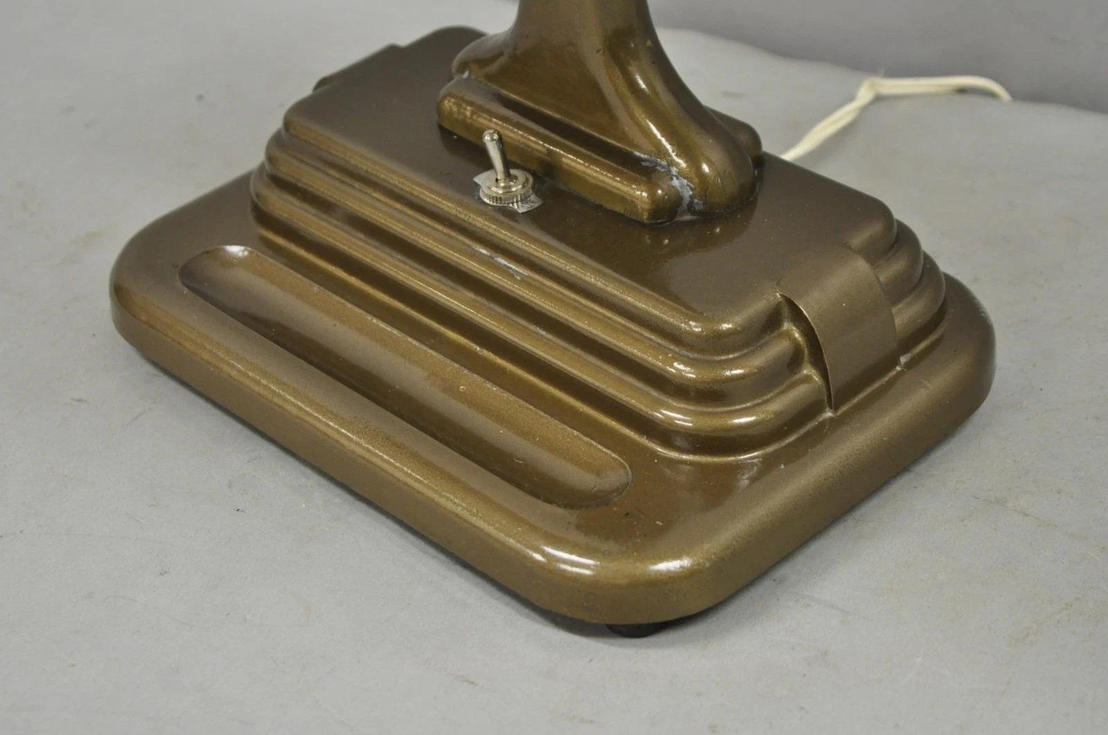 Vintage Mid Century Modern Art Deco Metal Bronze Finish Bankers Table Desk Lamp For Sale 6