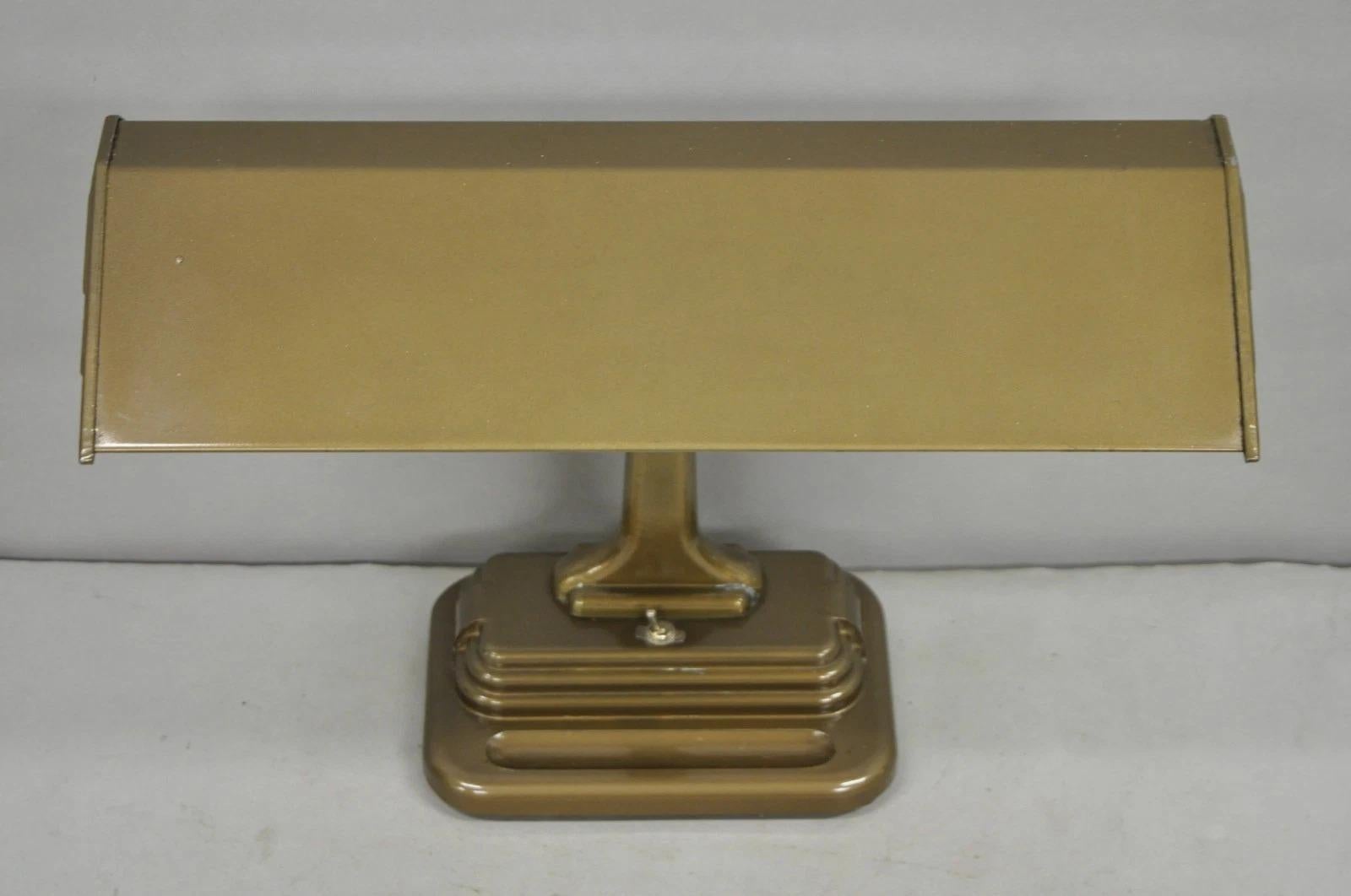 Vintage Mid Century Modern Art Deco Metal Bronze Finish Bankers Table Desk Lamp For Sale 1