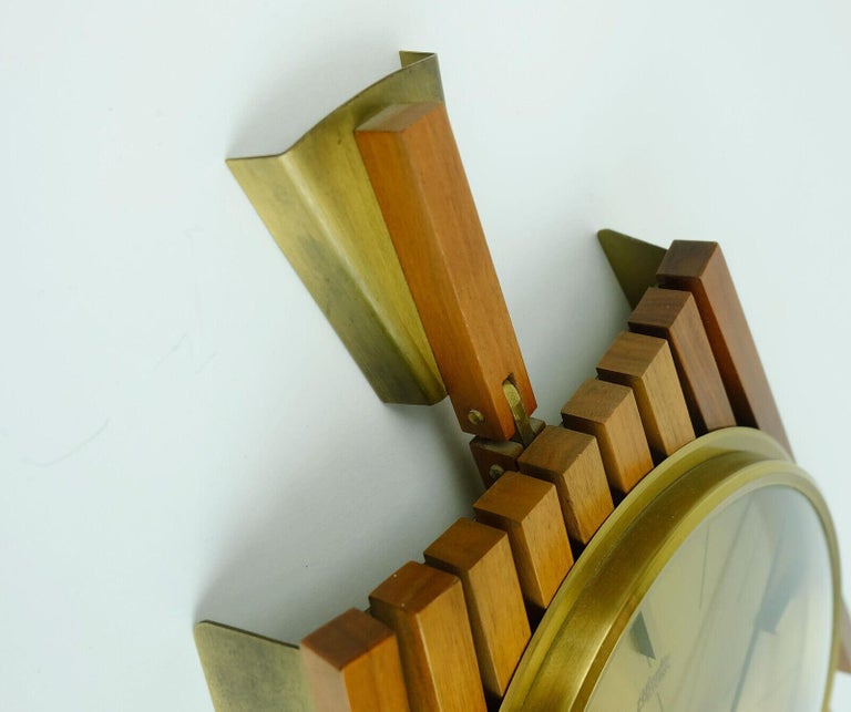 Clock Atlanta Vintage Mid-Century Modern Atlanta Electric Wall Clock Walnut Brass ...