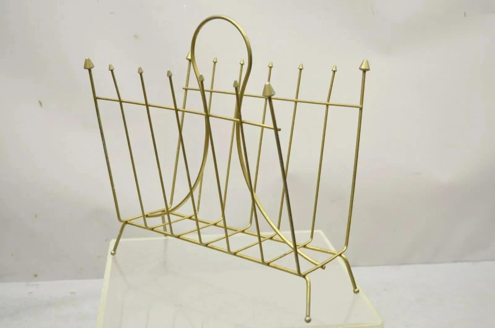 Vintage Mid Century Modern Atomic Era Metal Wire Gold Magazine Rack Stand im Angebot 2