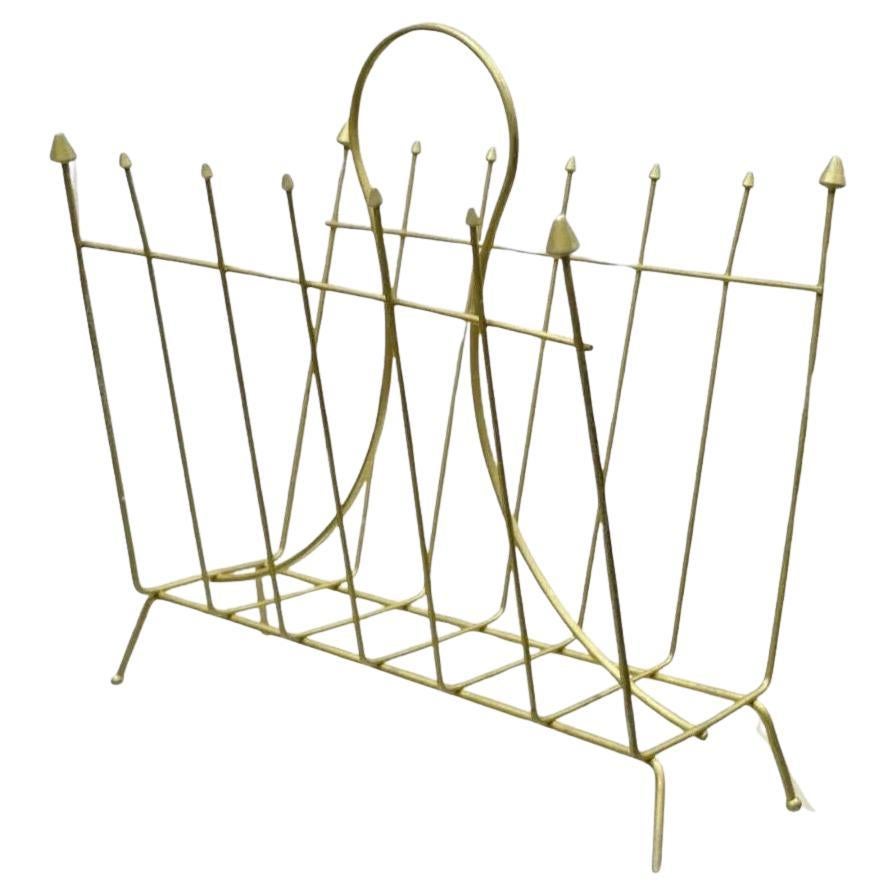 Vintage Mid Century Modern Atomic Era Metal Wire Gold Magazine Rack Stand im Angebot