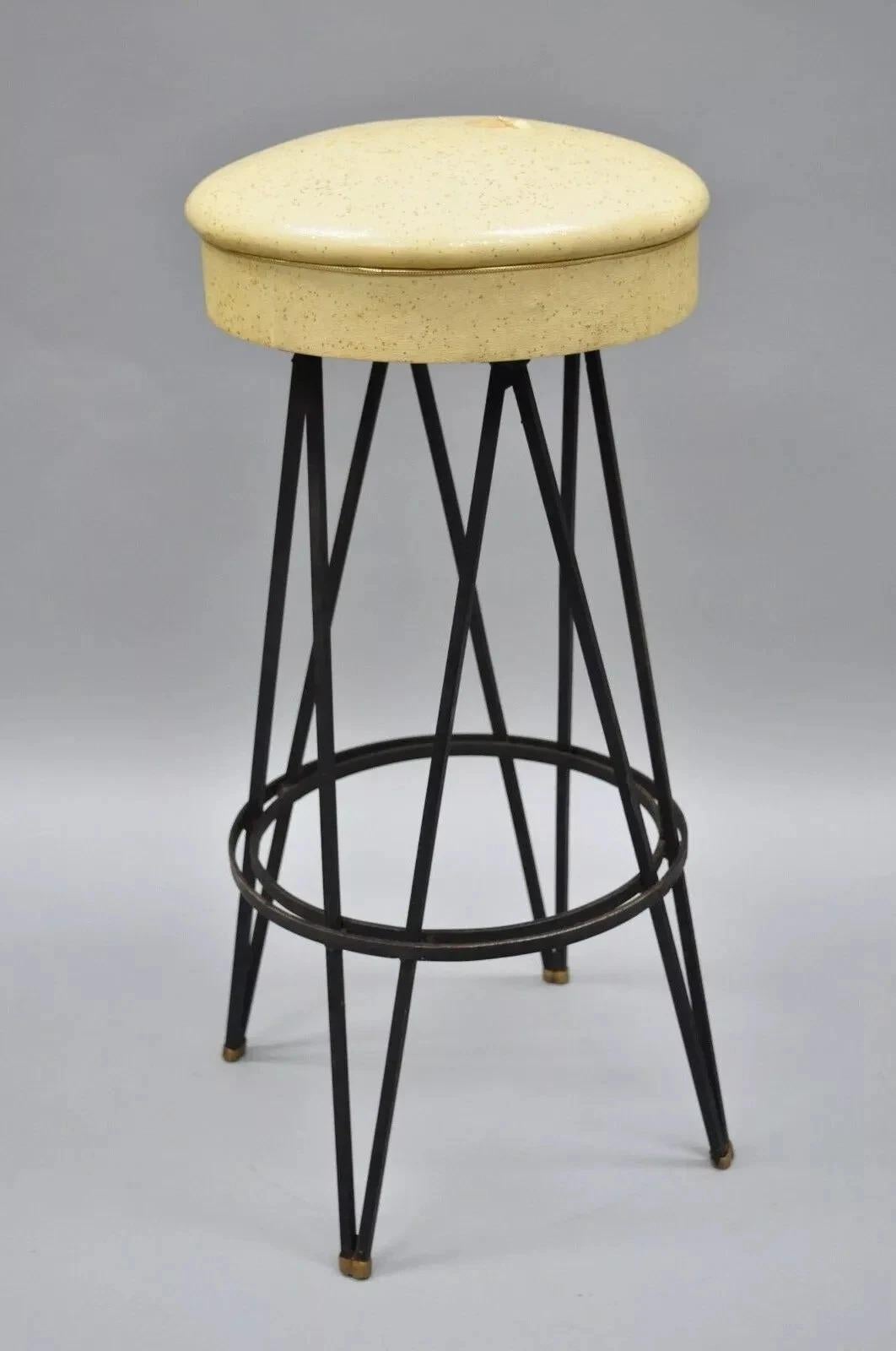 Vintage Mid Century Modern Atomic Era Swivel Wrought Iron Metal Hairpin Barstool in vendita 3