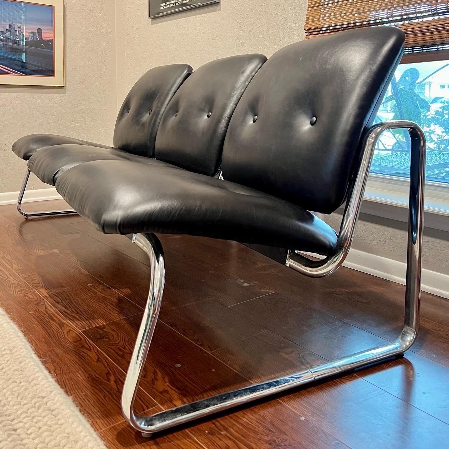 Late 20th Century Vintage Mid-Century Modern Bauhaus Steelcase Black Leather Tandem Sofa