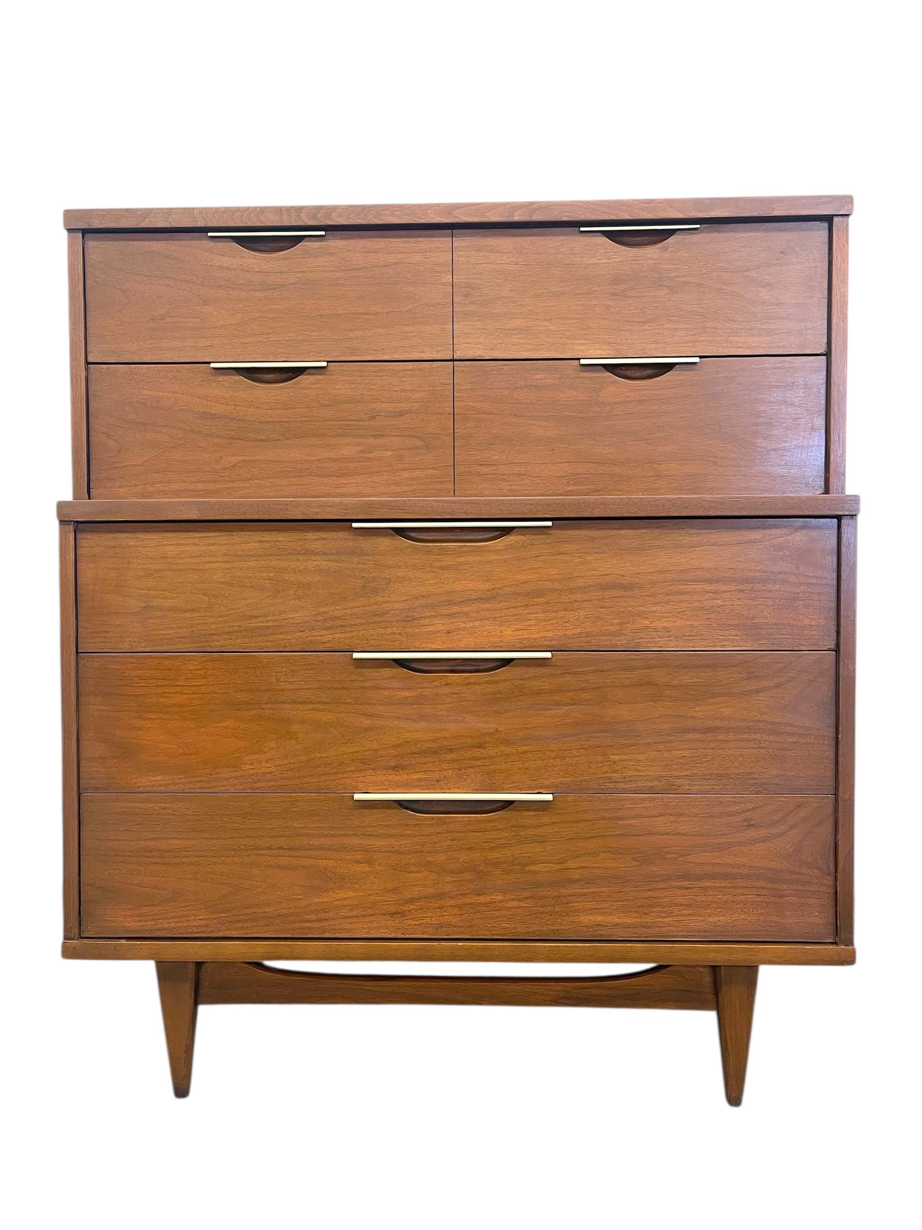 Vintage Mid Century Modern Bedroom Dresser Set -Kent Coffey Tableau Collection For Sale 5