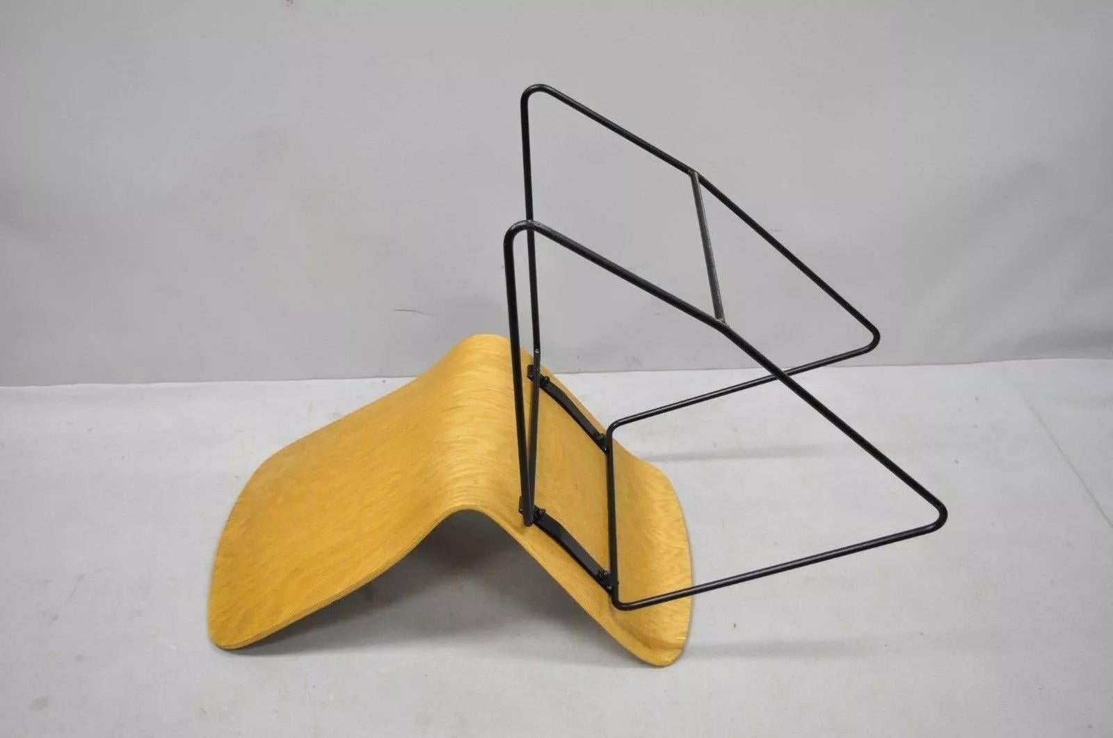Vintage Mid Century Modern Bent Plywood Iron Base Tilt Back Side Chair im Angebot 2