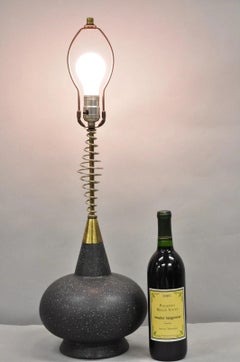 Vintage Mid Century Modern Black Bulbous Ceramic Pottery Table Lamp w/ Spring