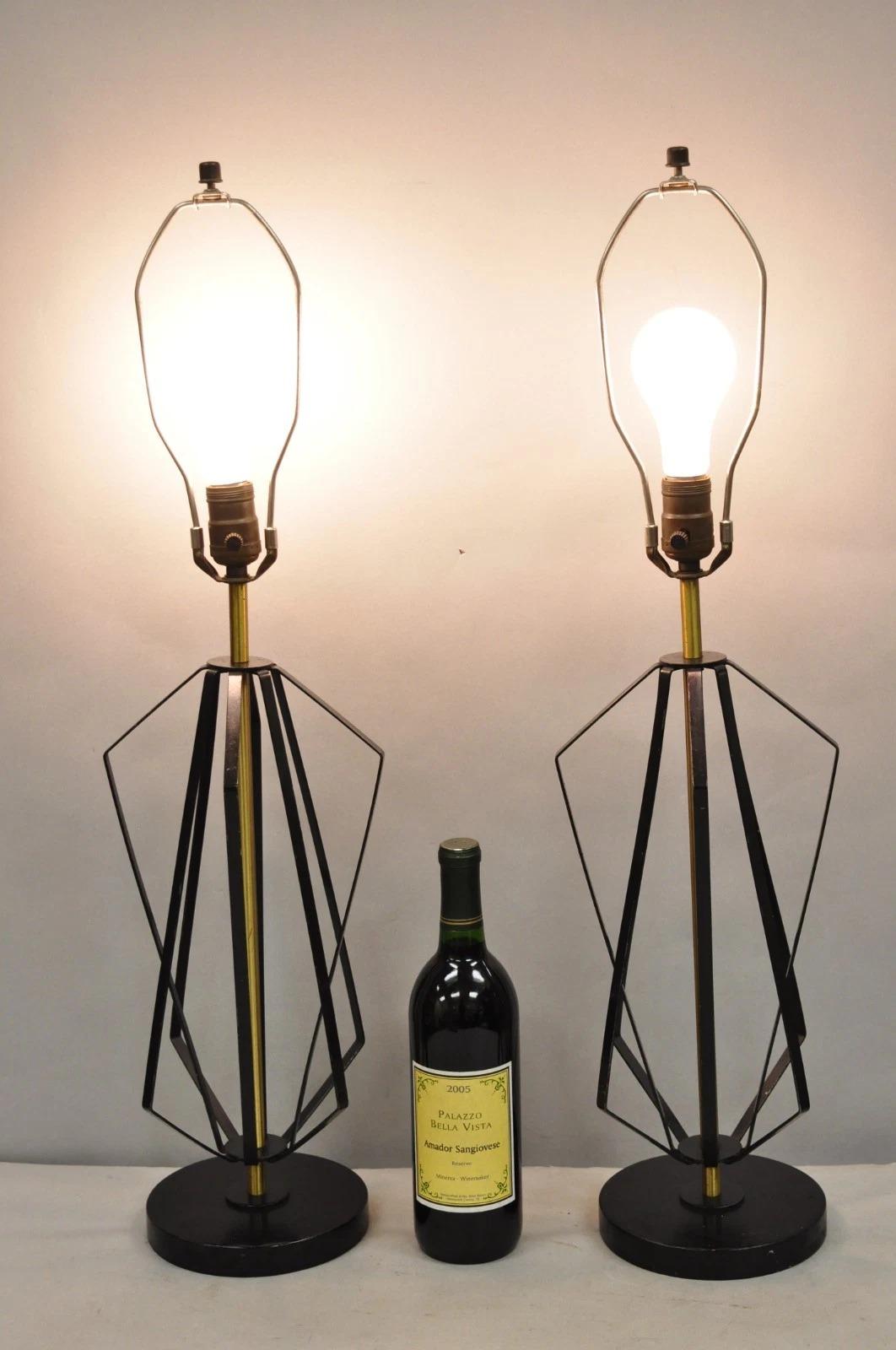 Lampade da tavolo geometriche 