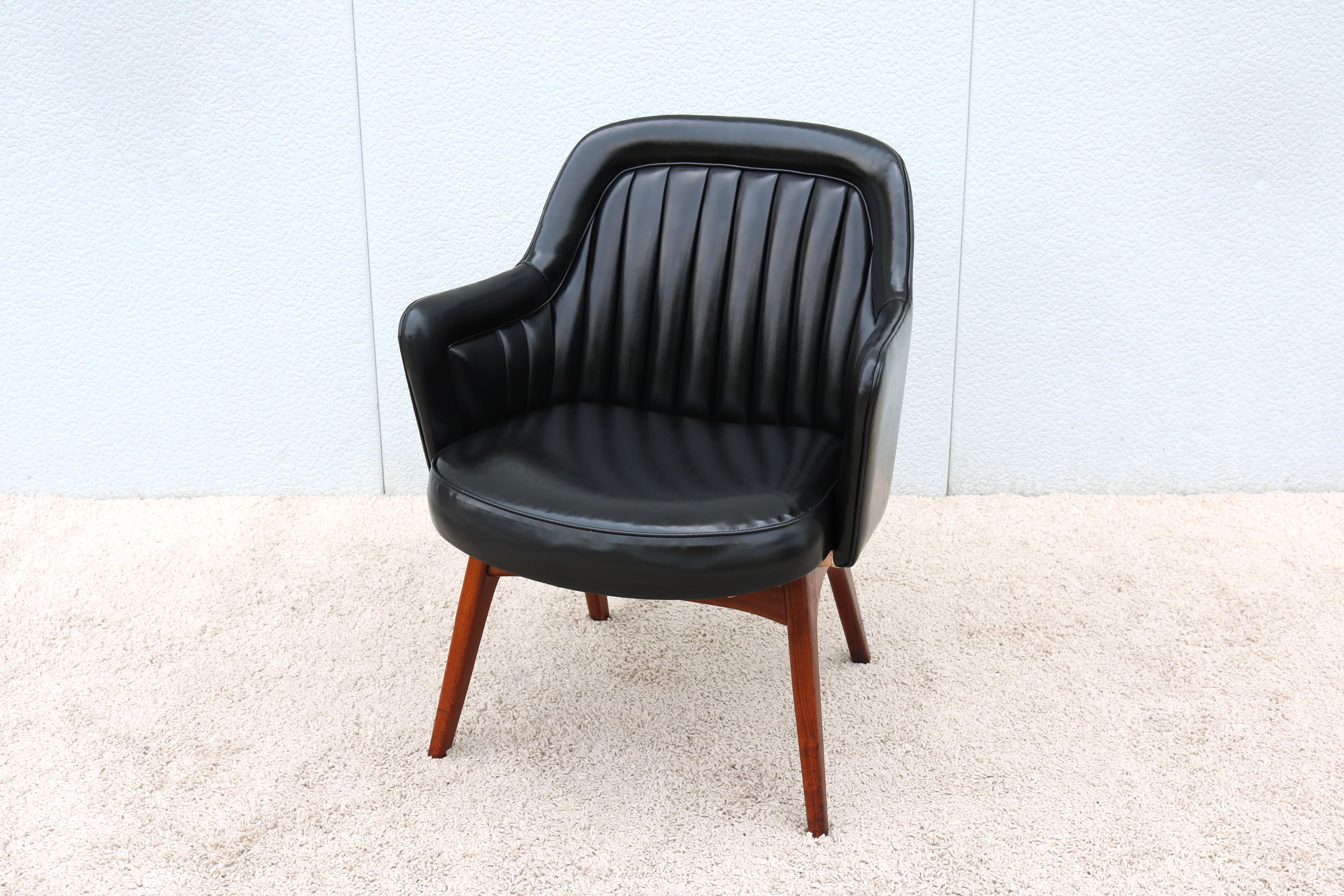 American Vintage Mid-Century Modern Black Naugahyde and Walnut Executive Armchair For Sale