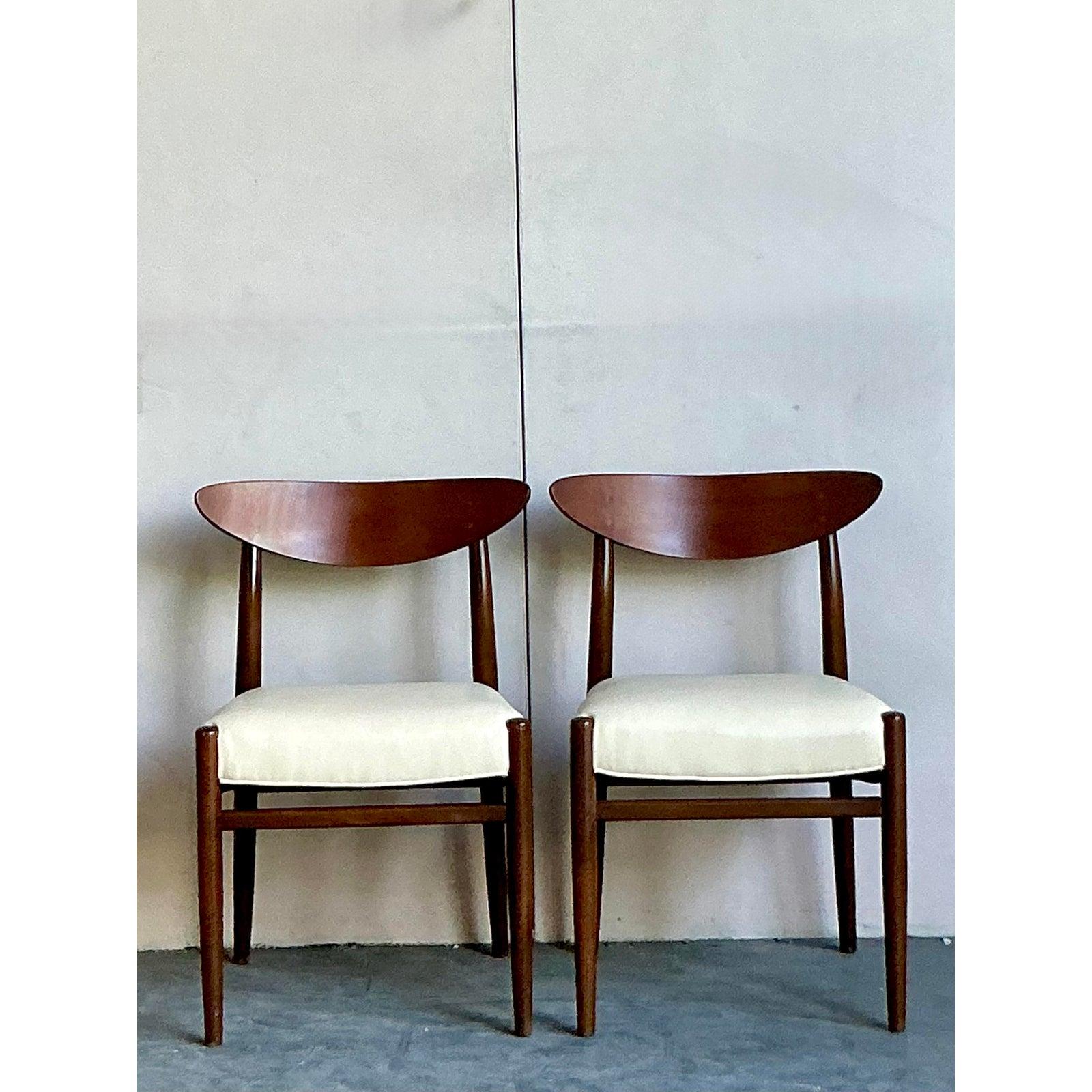 Minimalist Vintage Mid-Century Modern Blade Back Dining Chairs - A Pair For Sale