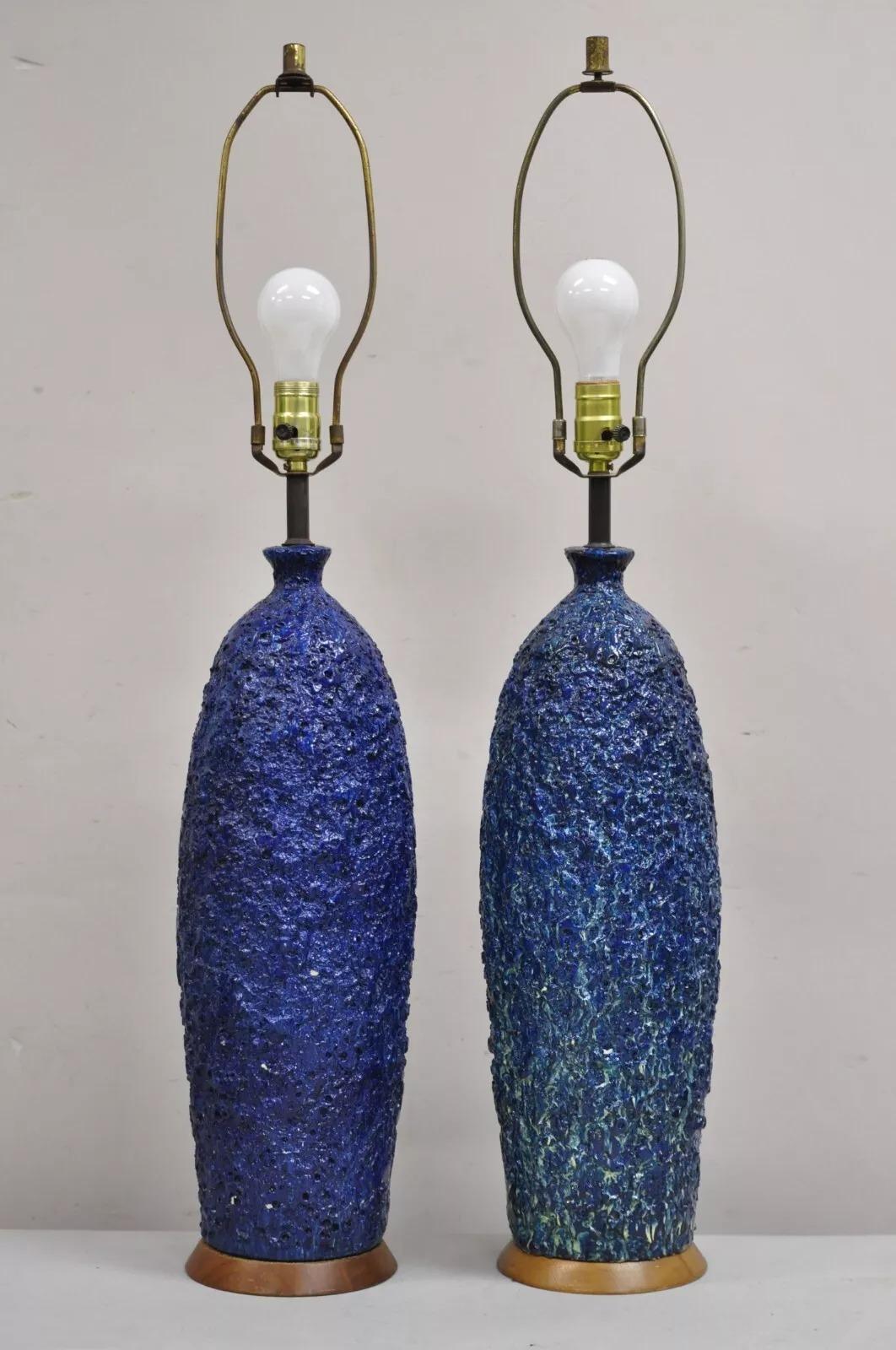 Paire de lampes de bureau vintage en céramique bleue émaillée de lave, mi-siècle moderne 5