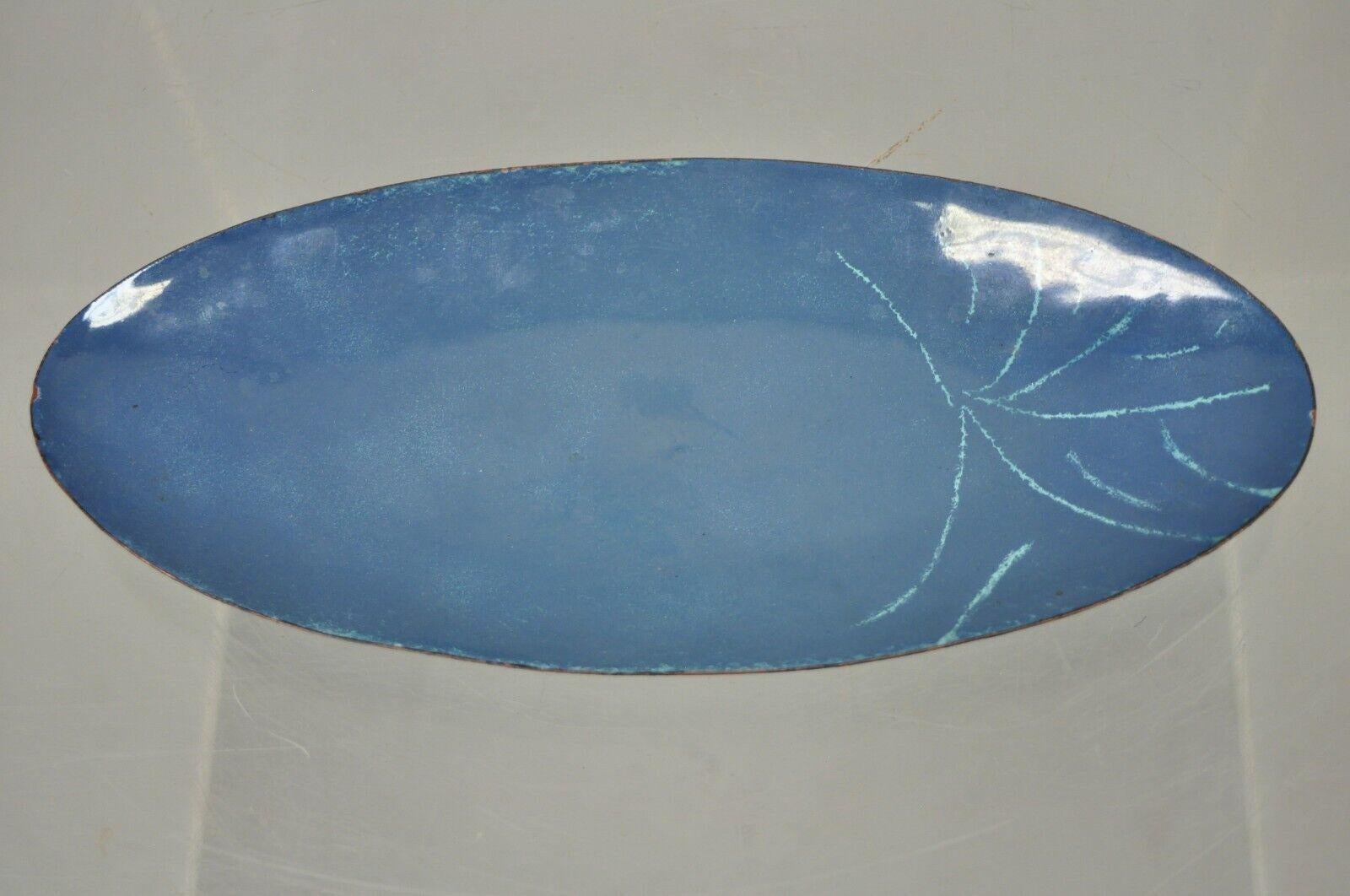 Vintage Mid-Century Modern Blue Porcelain Enamel Copper Oval Trinket Dish For Sale 4