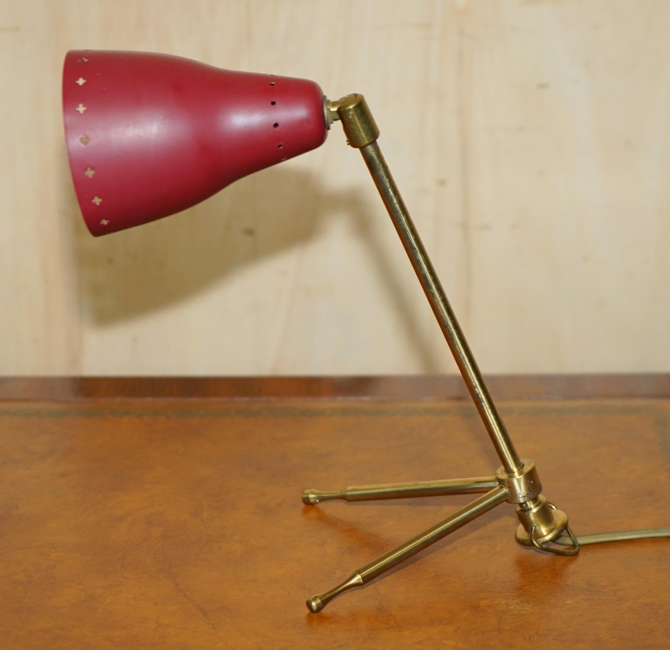 ViNTAGE MID CENTURY MODERN BORIS LACROIX TABLE LAMP WITH RED ORIGINAL SHADE For Sale 8