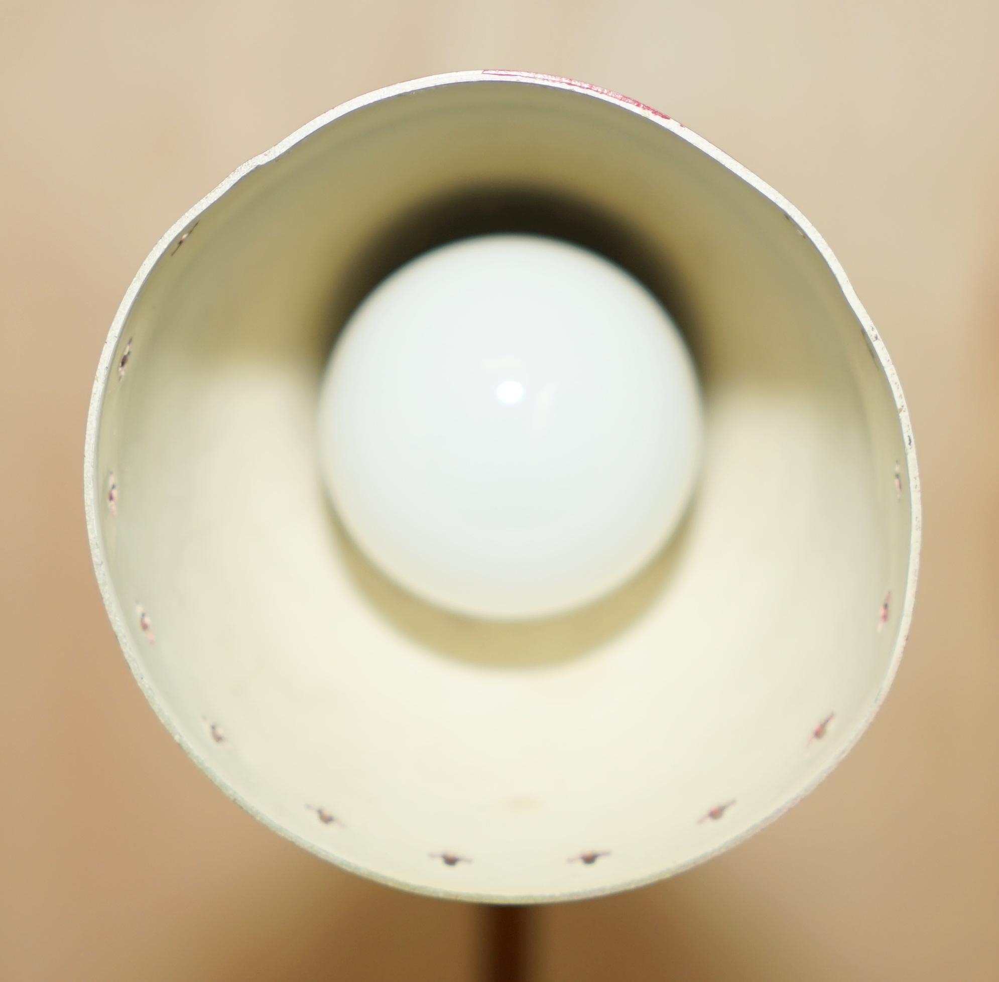 Mid-Century Modern ViNTAGE LAMPE DE TABLE BORIS LACROIX MODERNE DU MOYEN SIÈCLE AVEC COUVERCLE ORIGINAL ROUGE en vente