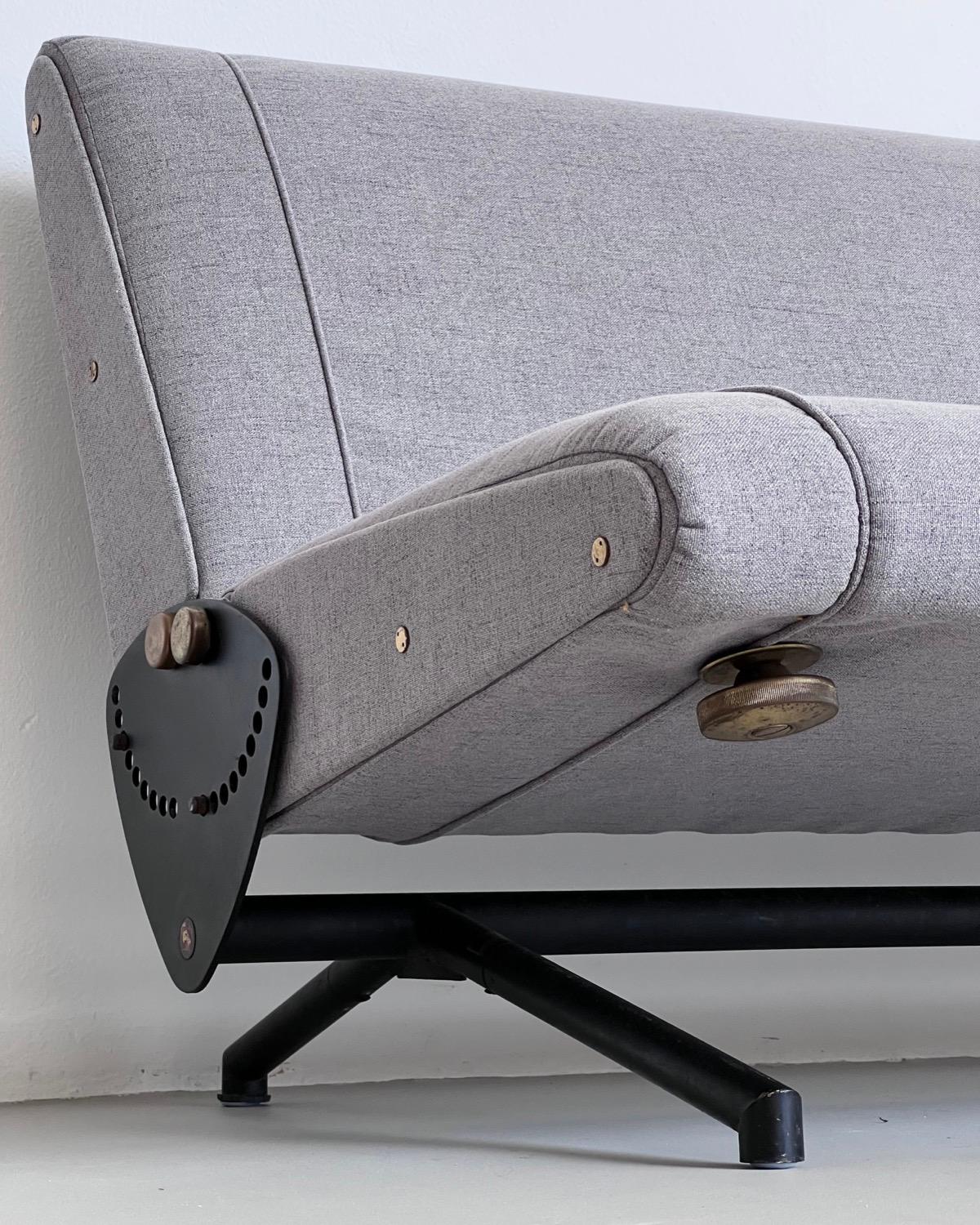 Modernes Borsani D70 Liegesofa aus der Mitte des Jahrhunderts, grauer Stoff, Sammlerstück im Angebot 6