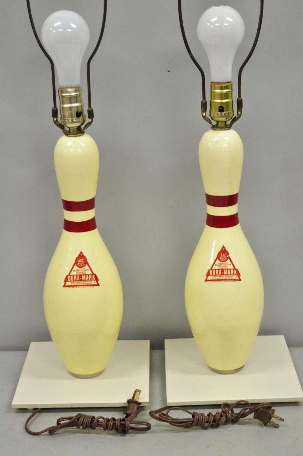 Vintage Mid Century Modern Bowling Pin Man Cave Game Room Table Lamps - a Pair For Sale 1