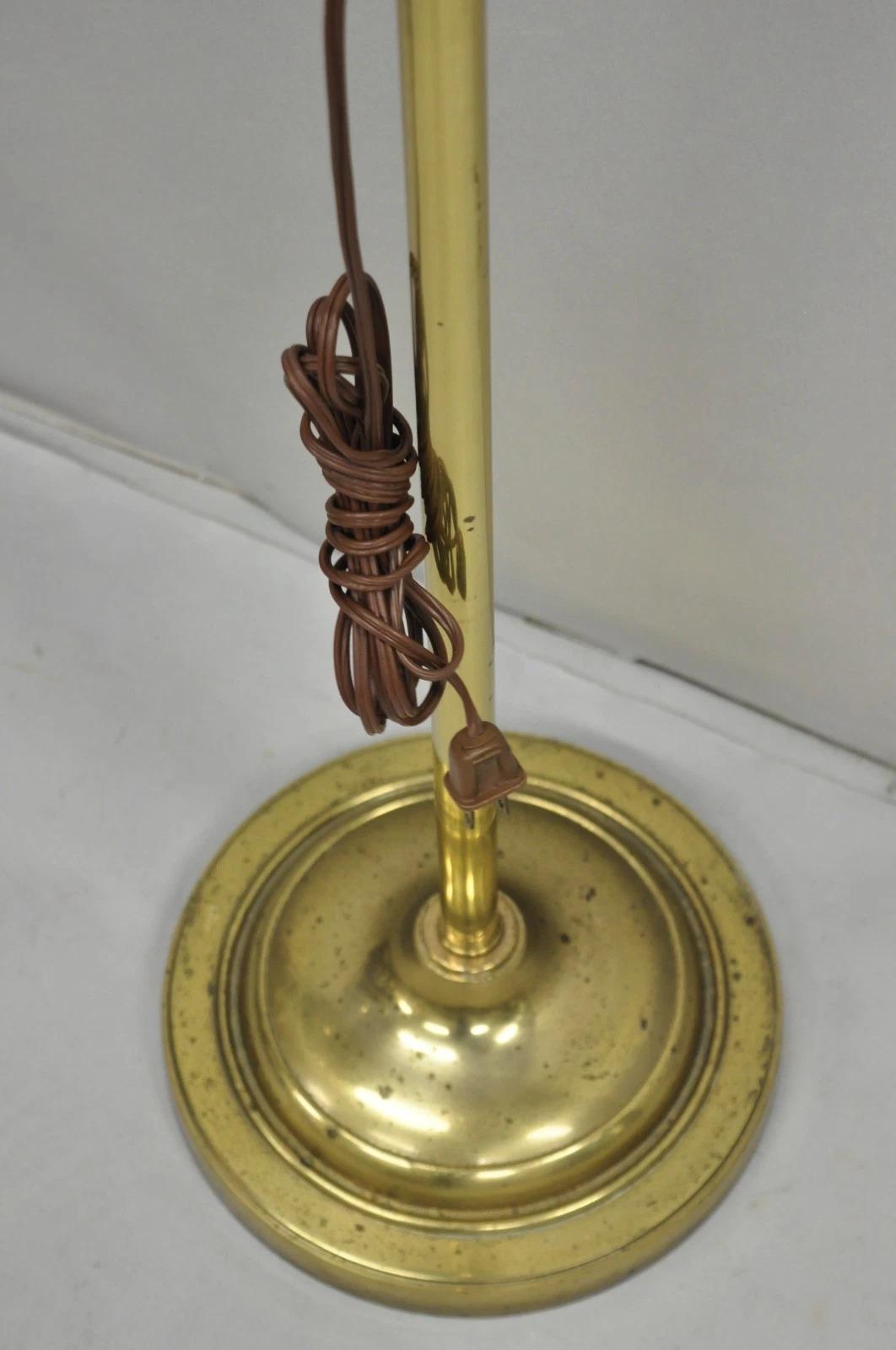 Vintage Mid Century Modern Brass Adjustable Task Pharmacy Reading Floor Lamp (lampada da terra per farmacia) in vendita 4
