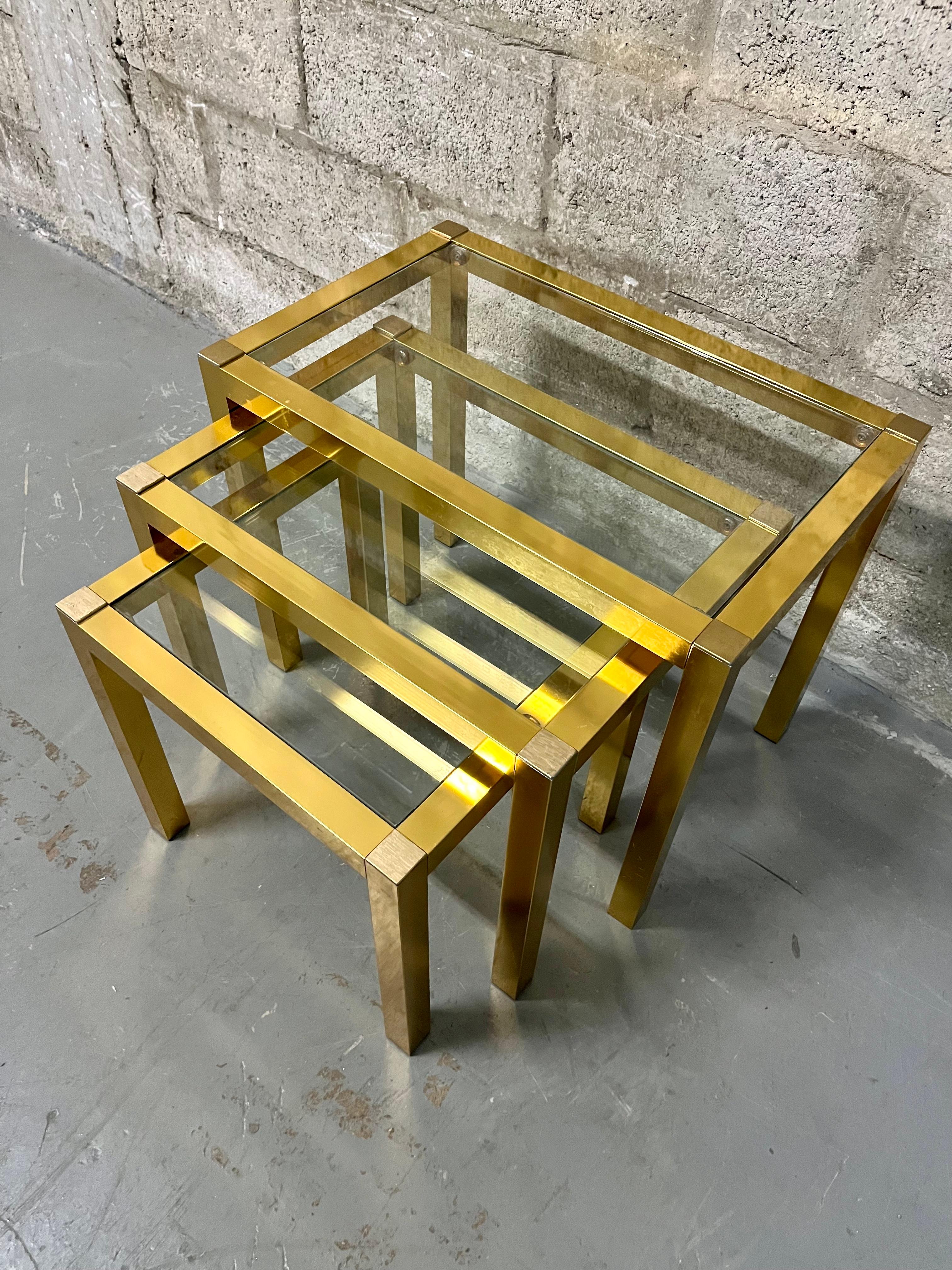 Mid-20th Century Vintage Mid Century Modern Brass Anodized Aluminum Nesting Tables. Circa 1960s  For Sale