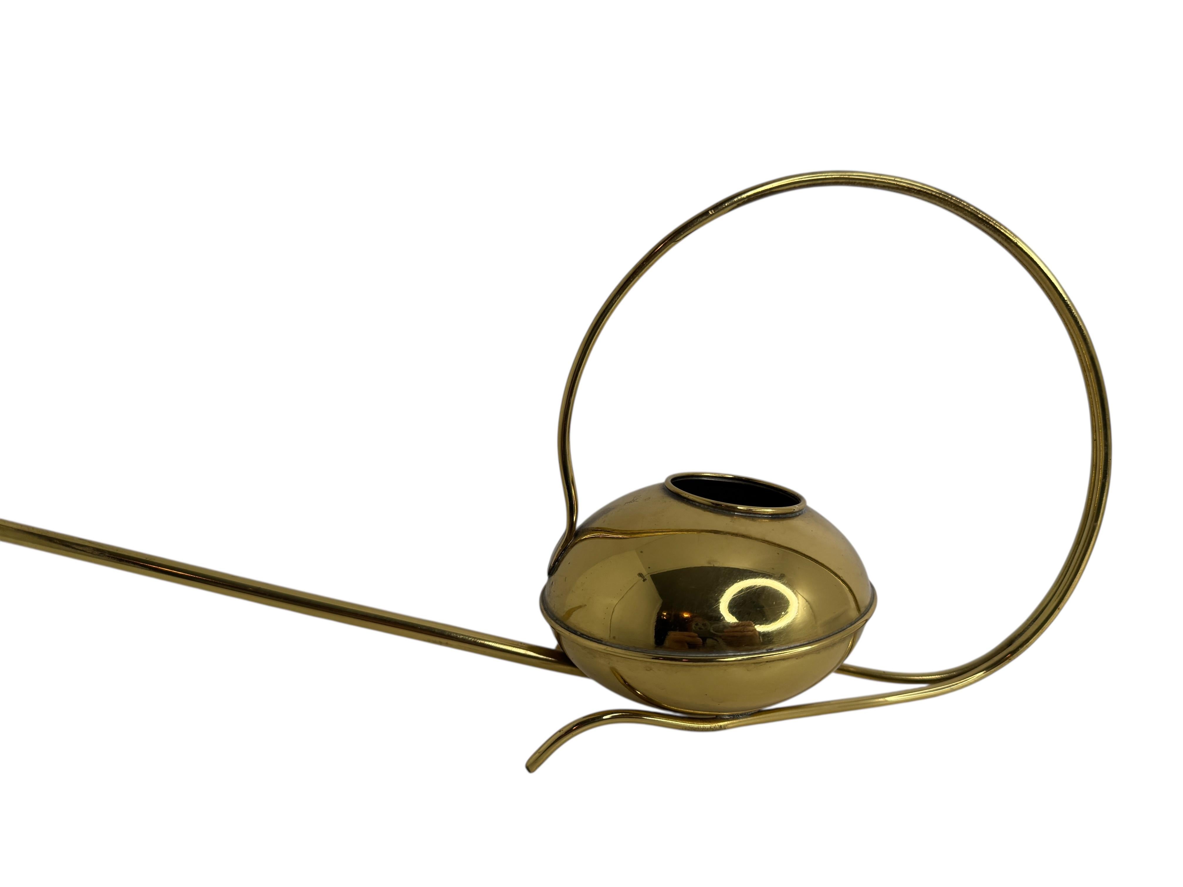 Mid-Century moderno Can d'epoca in ottone per bonsai della metà del secolo scorso con beccuccio lungo, anni '60 in vendita