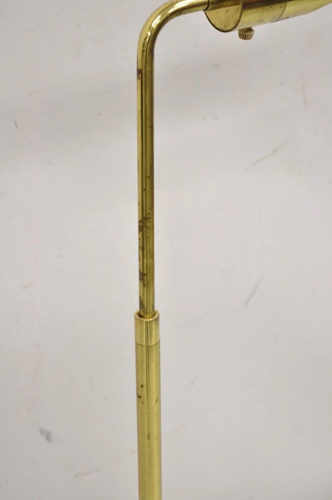 Inconnu Lampadaire tubulaire ajustable en laiton de style Casella Vintage Mid Century Modern en vente