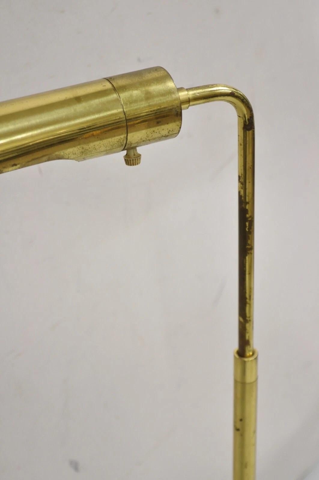 Laiton Lampadaire tubulaire ajustable en laiton de style Casella Vintage Mid Century Modern en vente