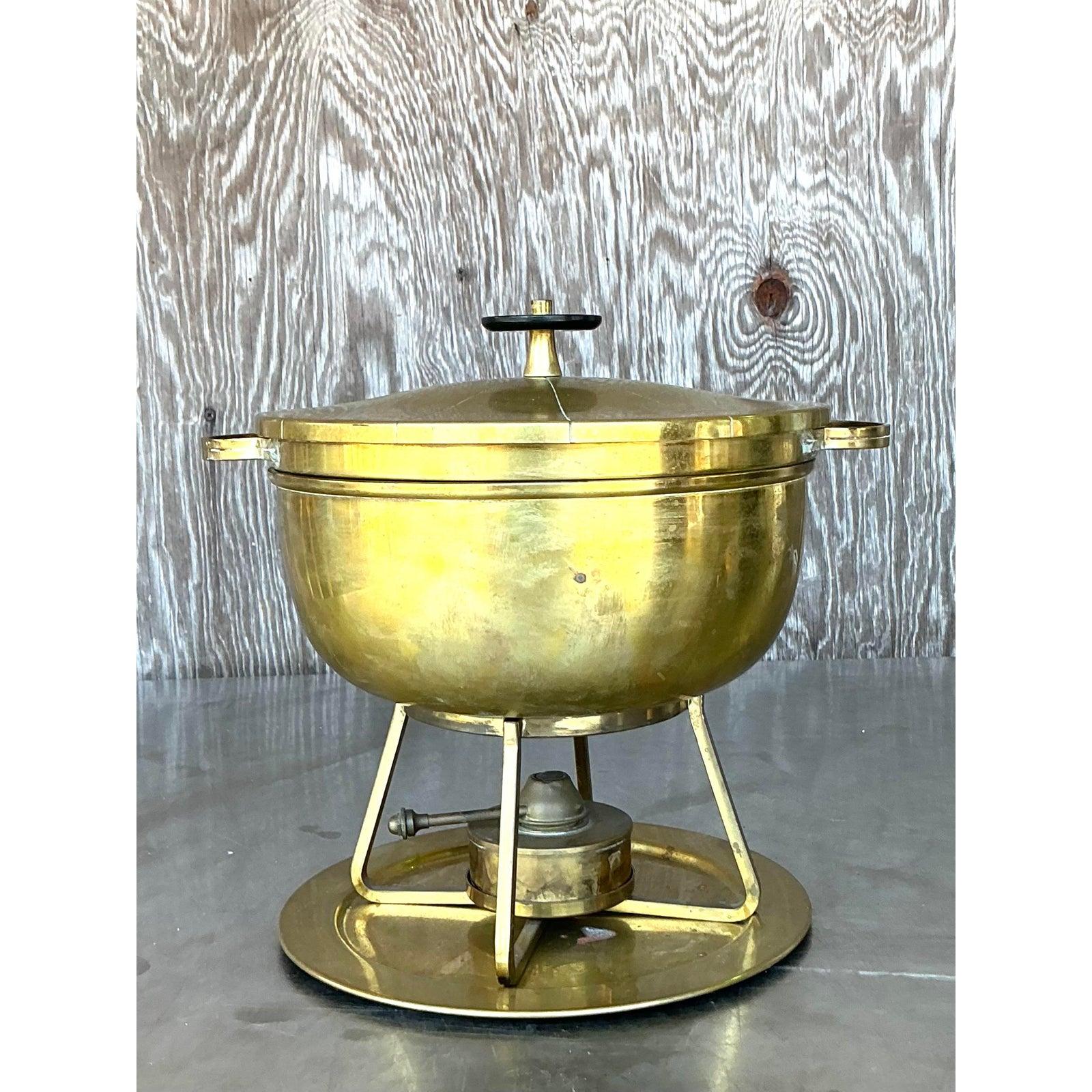 Chafing-Schale aus Messing nach Tommi Parzinger, Mid-Century Modern (Moderne der Mitte des Jahrhunderts) im Angebot