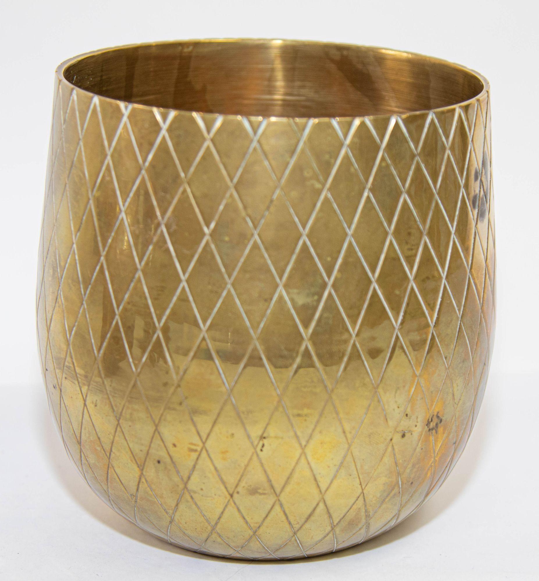 Vintage Mid-Century Modern Brass Pineapple Ice Bucket 2