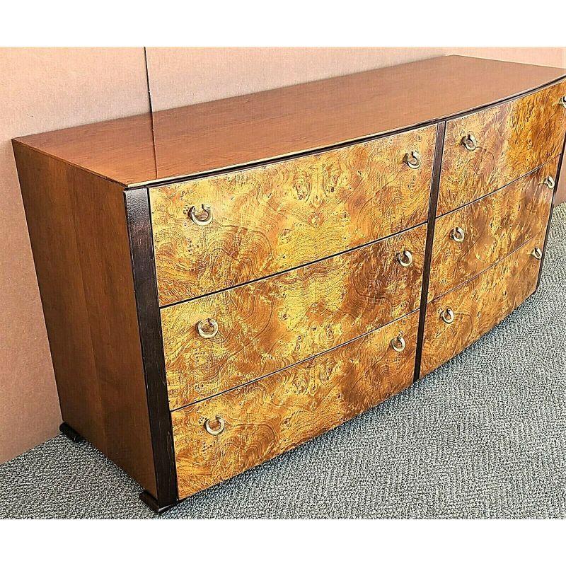 Vintage Mid-Century Modern Briar Burl Wood Dresser by Hickory White In Good Condition For Sale In Lake Worth, FL